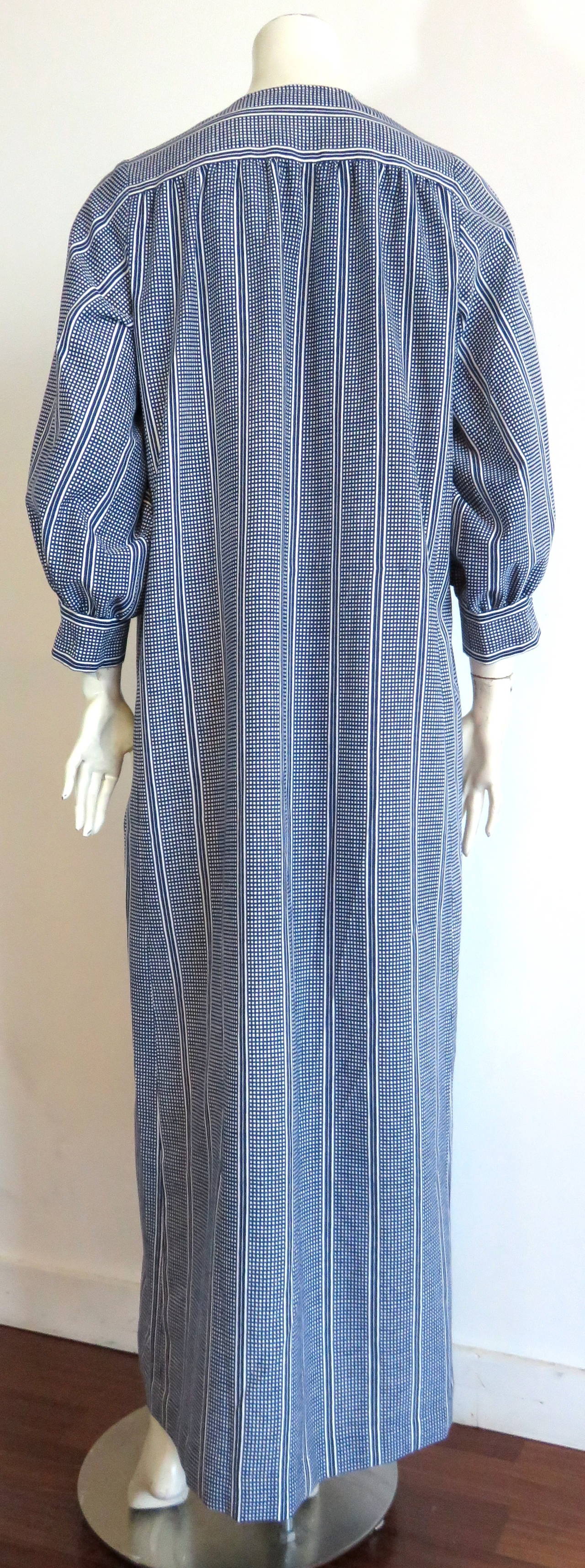 Women's 1970's GIVENCHY Haute Couture Bucol Paris fabric caftan dress For Sale