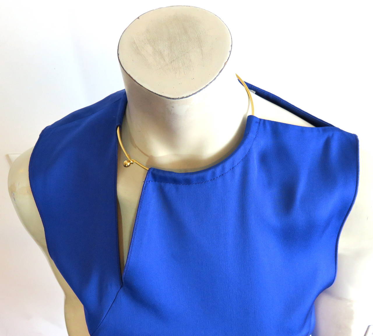 CELINE by Phoebe Philo Metal wire-necklace shift dress In Excellent Condition For Sale In Newport Beach, CA