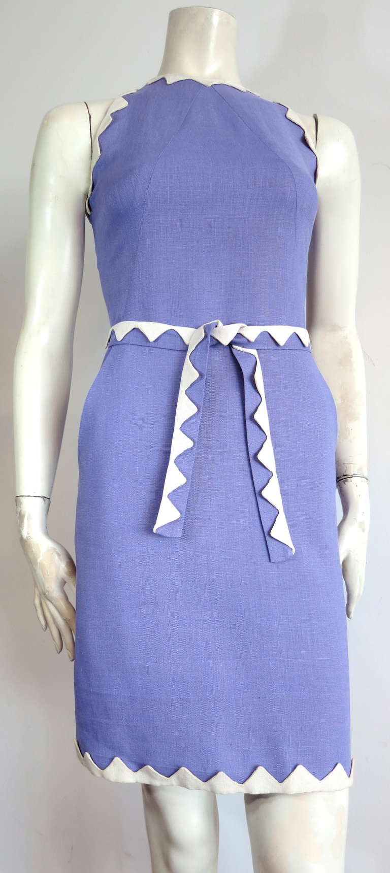 Purple Vintage DONALD BROOKS Linen zig-zag dress & belt For Sale