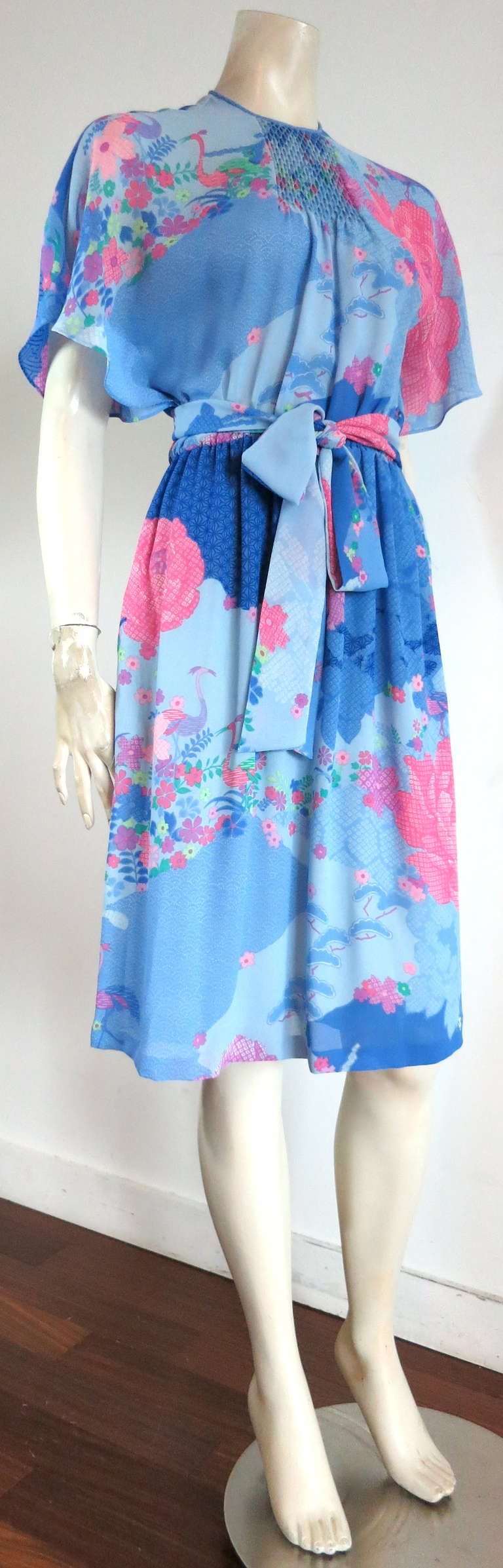 Vintage HANAE MORI Japanese floral crepe dress For Sale 1