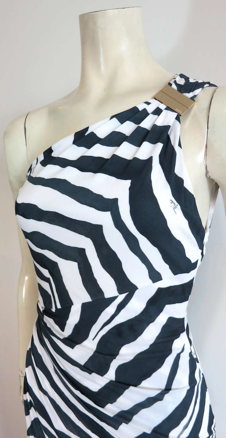 EMILIO PUCCI Signed zebra dress In Excellent Condition In Newport Beach, CA