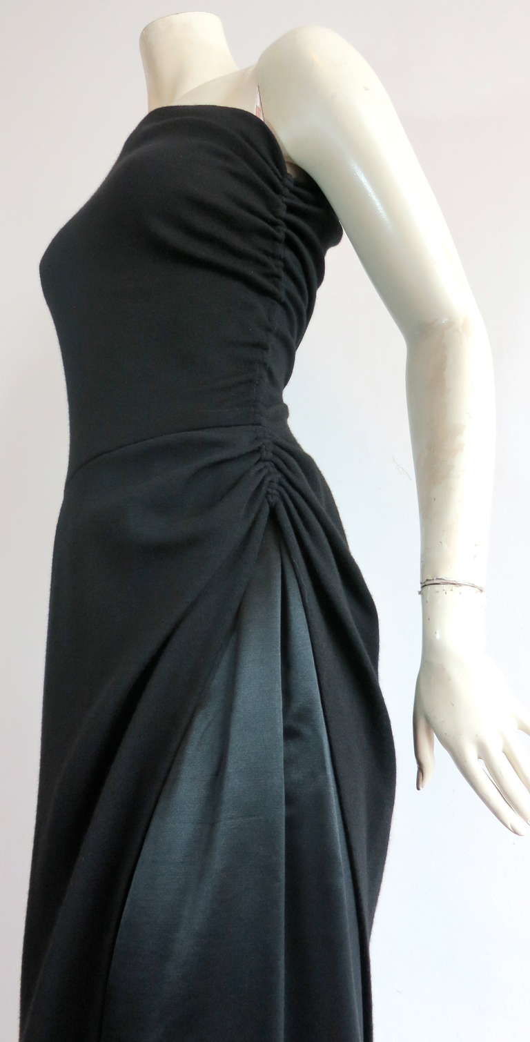 Black Vintage GEOFFREY BEENE One shoulder jersey & satin dress For Sale