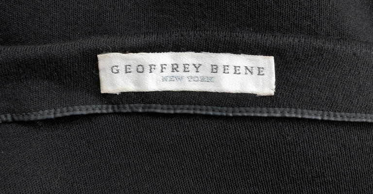 Vintage GEOFFREY BEENE One shoulder jersey & satin dress For Sale 2