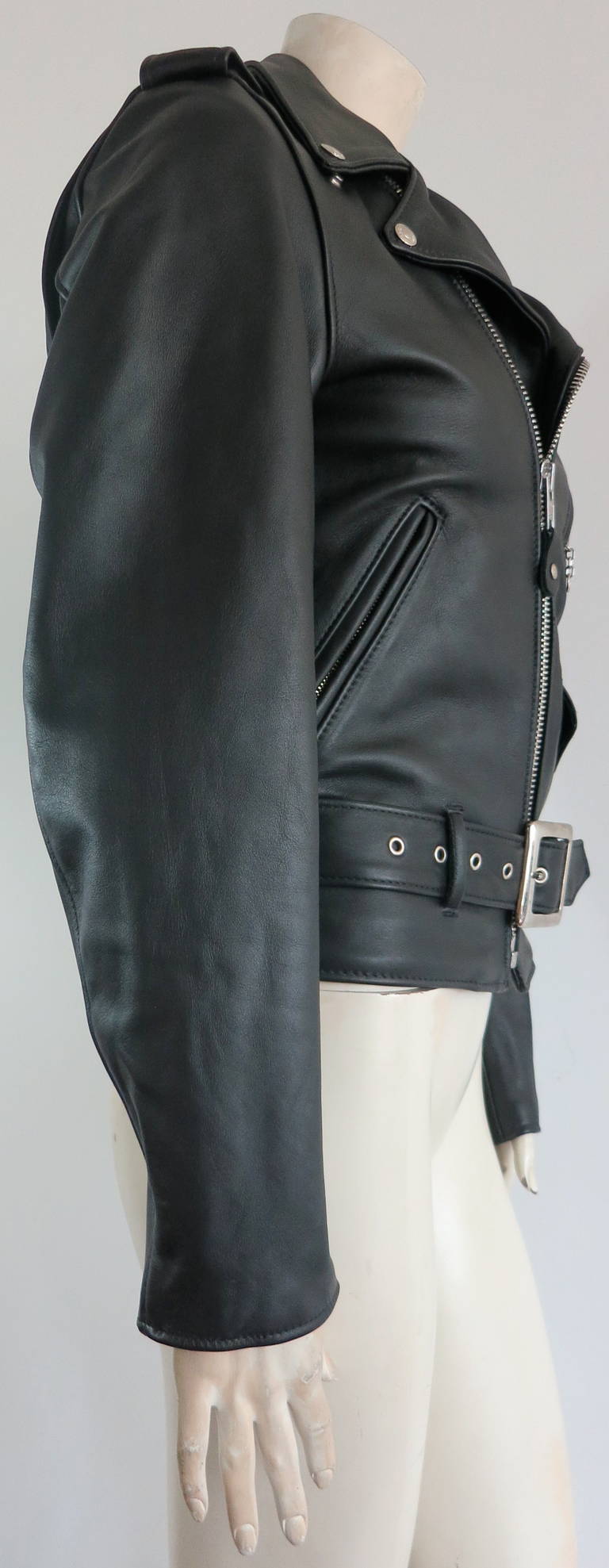 Unworn SCHOTT Perfecto women's leather motorcycle jacket In New Condition In Newport Beach, CA