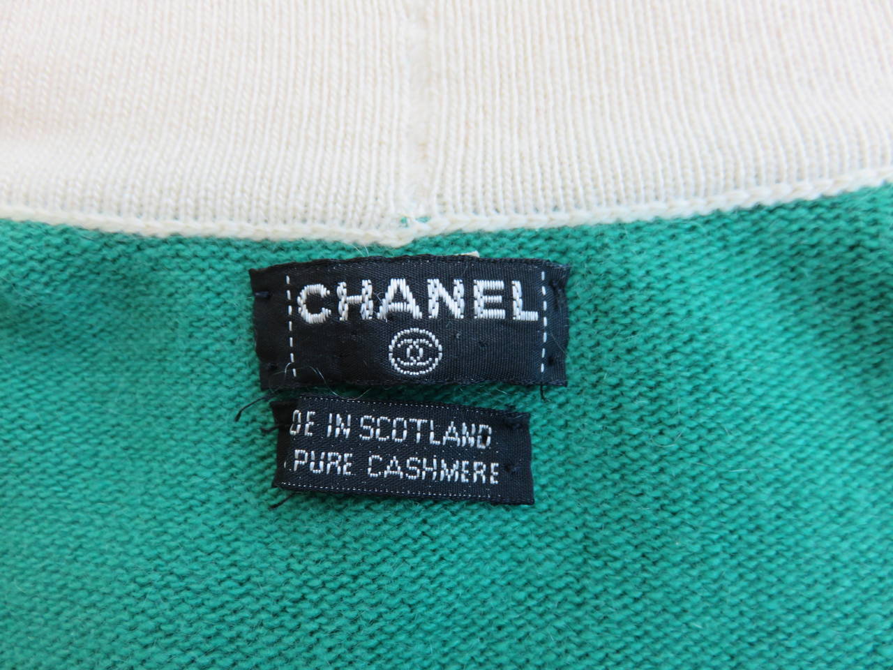 CHANEL PARIS Pure cashmere cardigan jacket For Sale 2