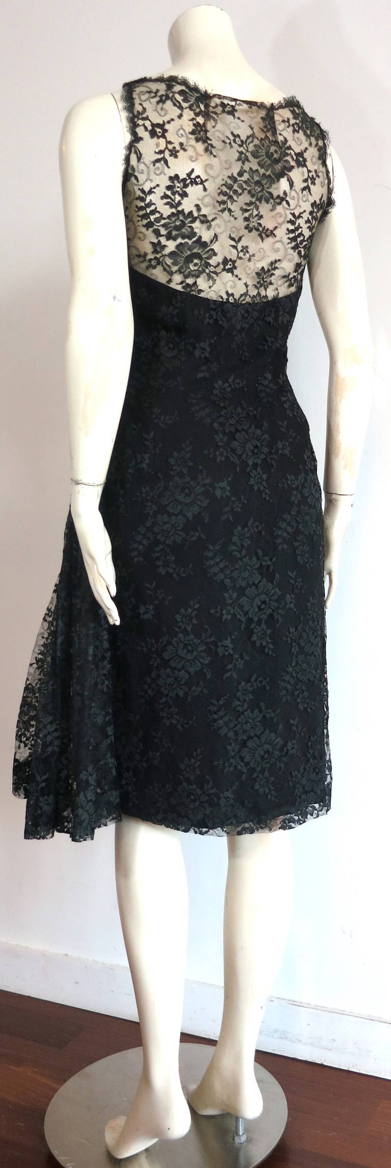 Vintage LUIS ESTEVEZ Chantilly lace cocktail dress For Sale 4
