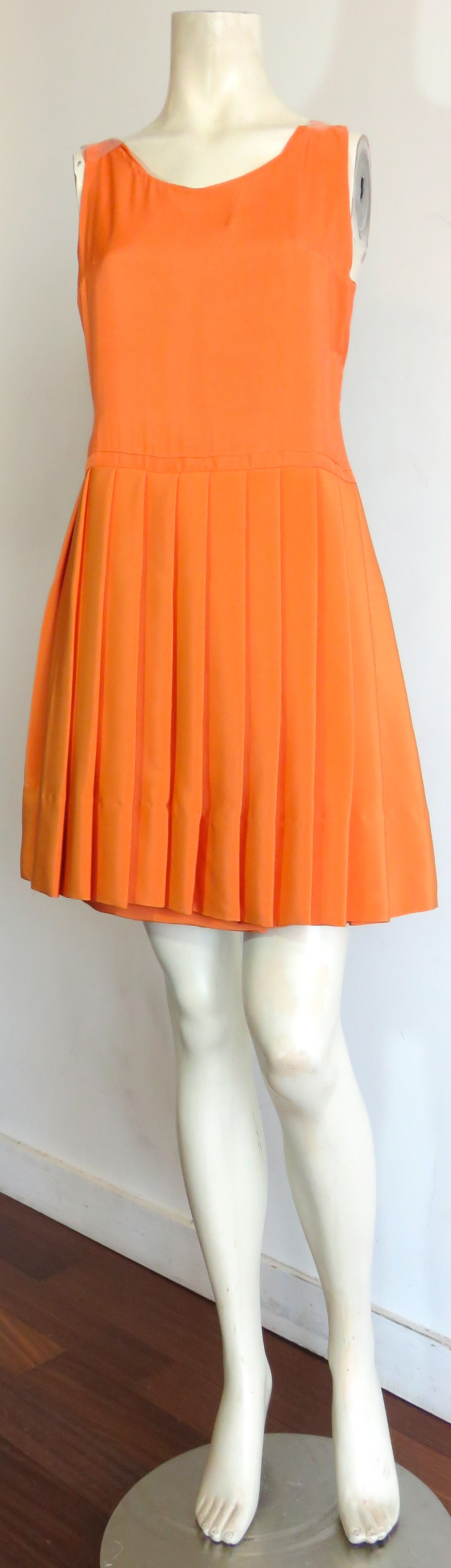 Women's 1960's NORMAN NORELL 2pc. Silk knife-pleat dress set For Sale