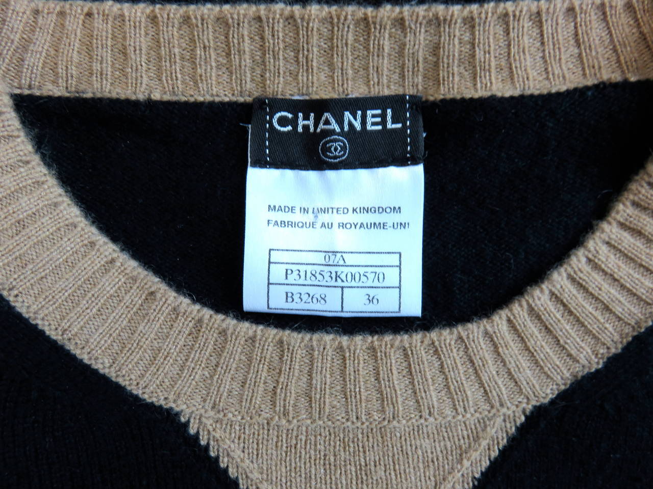 Women's CHANEL PARIS Pure cashmere COCO shield sweater
