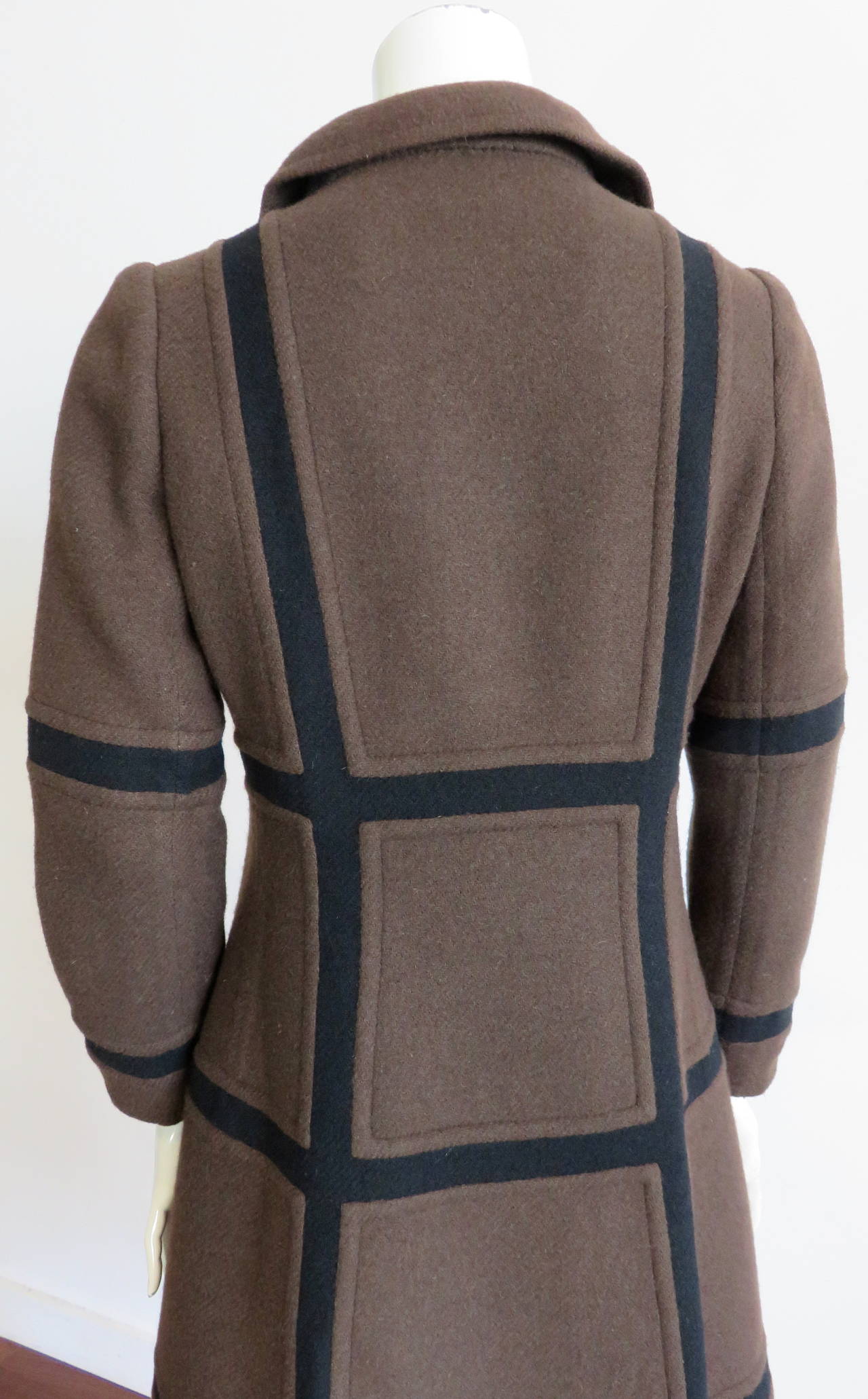 1970's GIVENCHY Haute Couture Wool paneled coat For Sale 3
