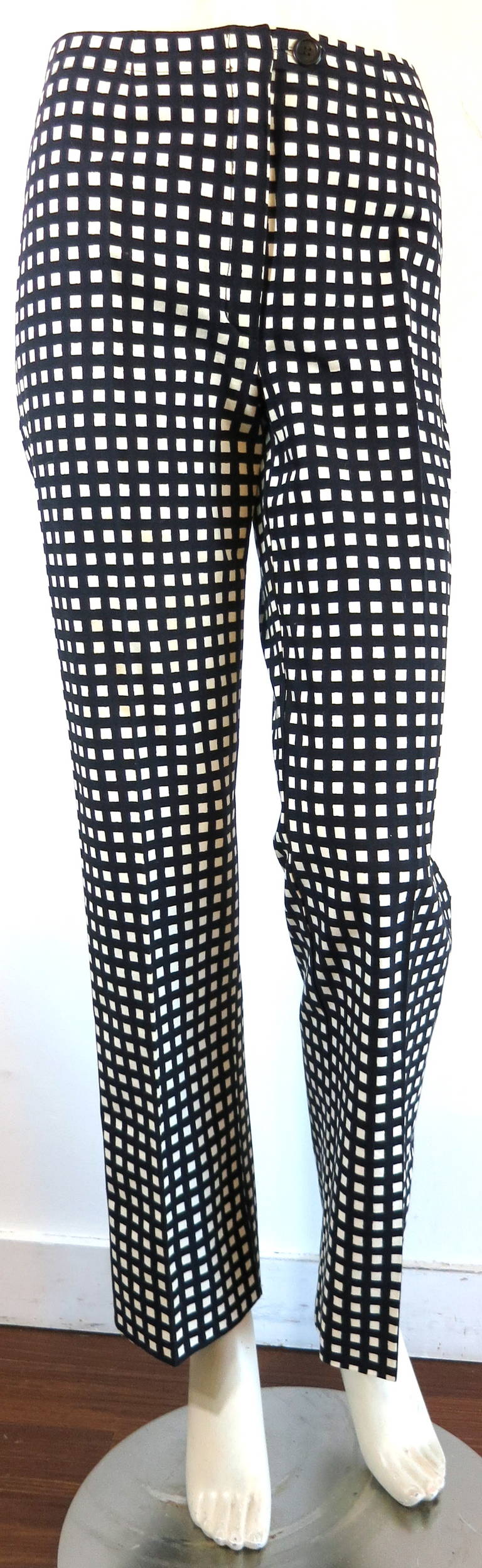 1973 MARIMEKKO OY FINLAND Black & white shirt & pant set For Sale 3