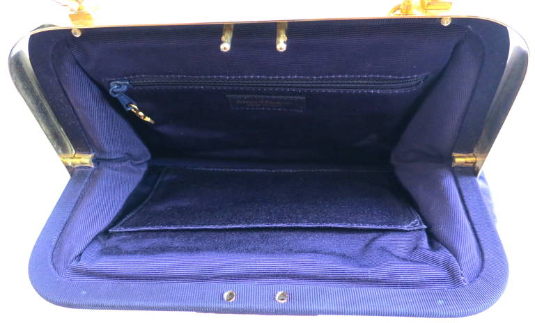 Vintage ROBERTA DI CAMERINO Purple velvet purse 3