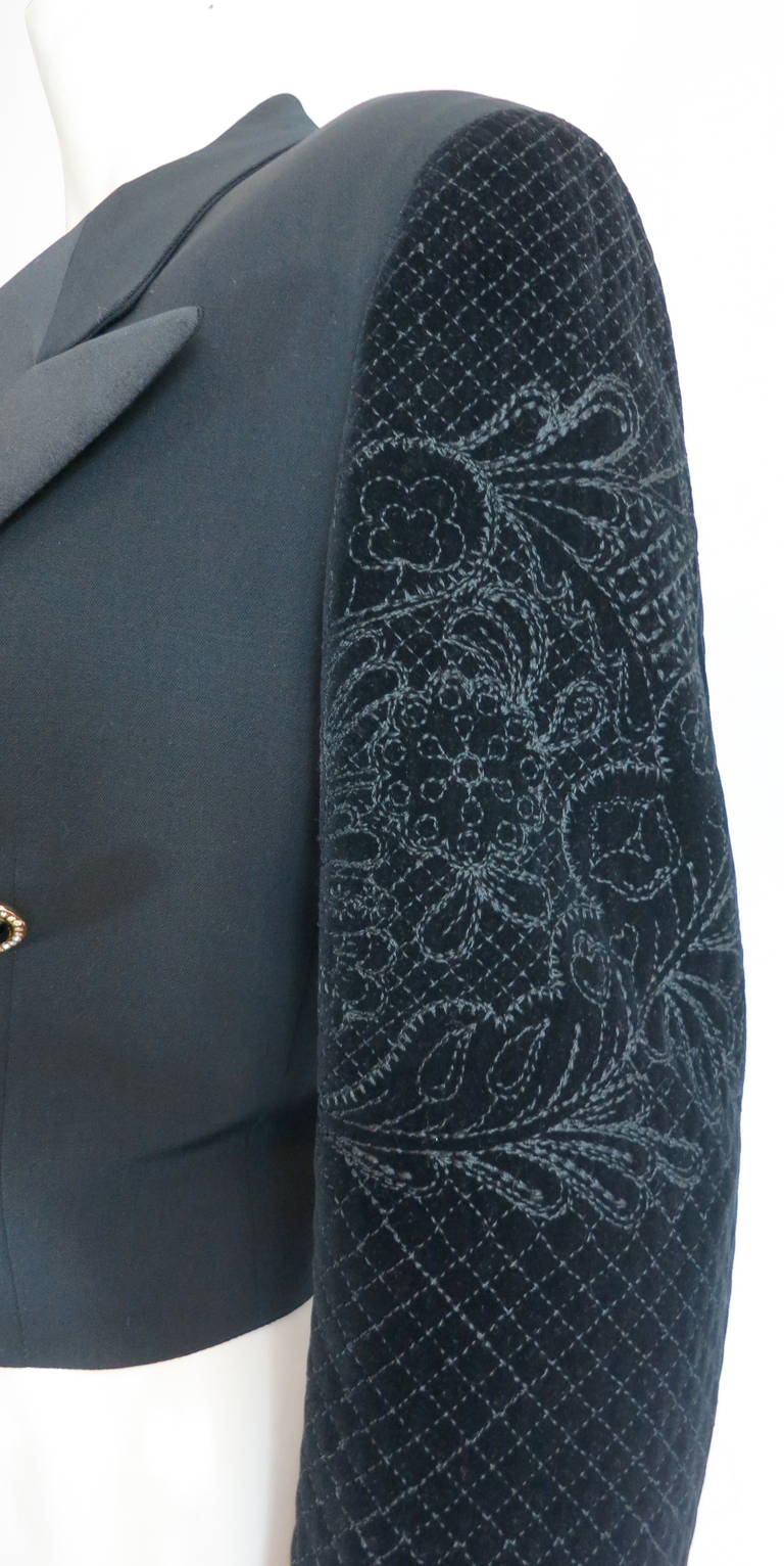 1980's GIANNI VERSACE COUTURE Embroidered tuxedo jacket 2