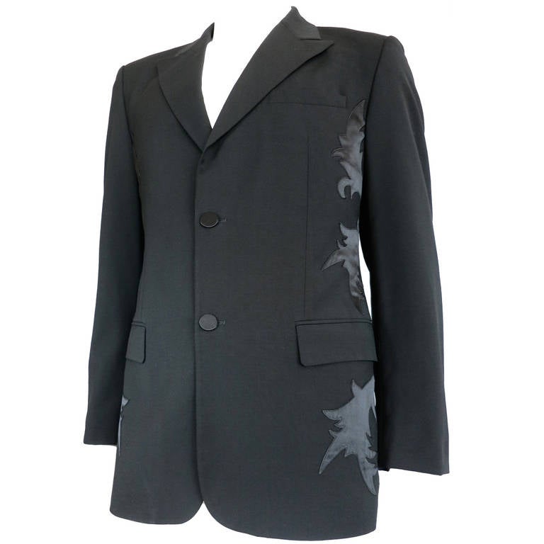 1990's GIANNI VERSACE COUTURE Men's satin applique tuxedo jacket For Sale