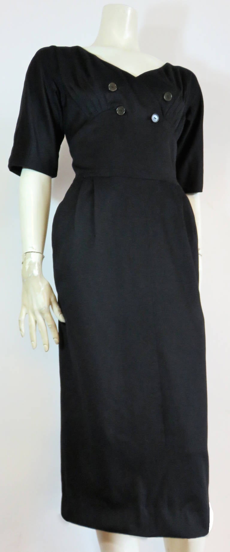 1950's HATTIE CARNEGIE Black wool cashmere dress For Sale 1
