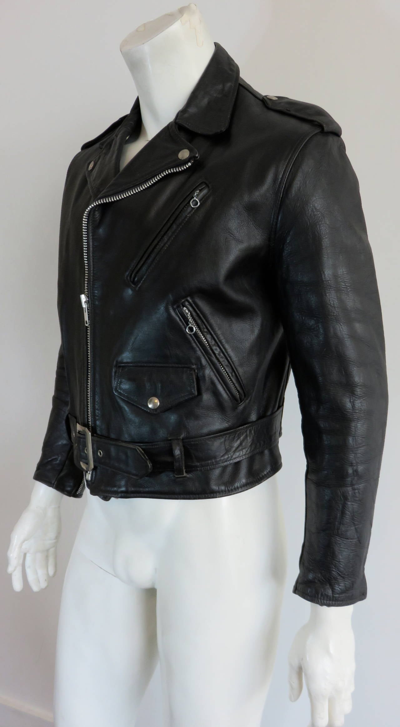 Black 1960's SCHOTT BROS. USA Men's Perfecto leather motorcycle jacket For Sale