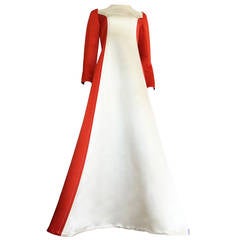 1970er Jahre BILL BLASS Seiden-Satin-Abendkleid