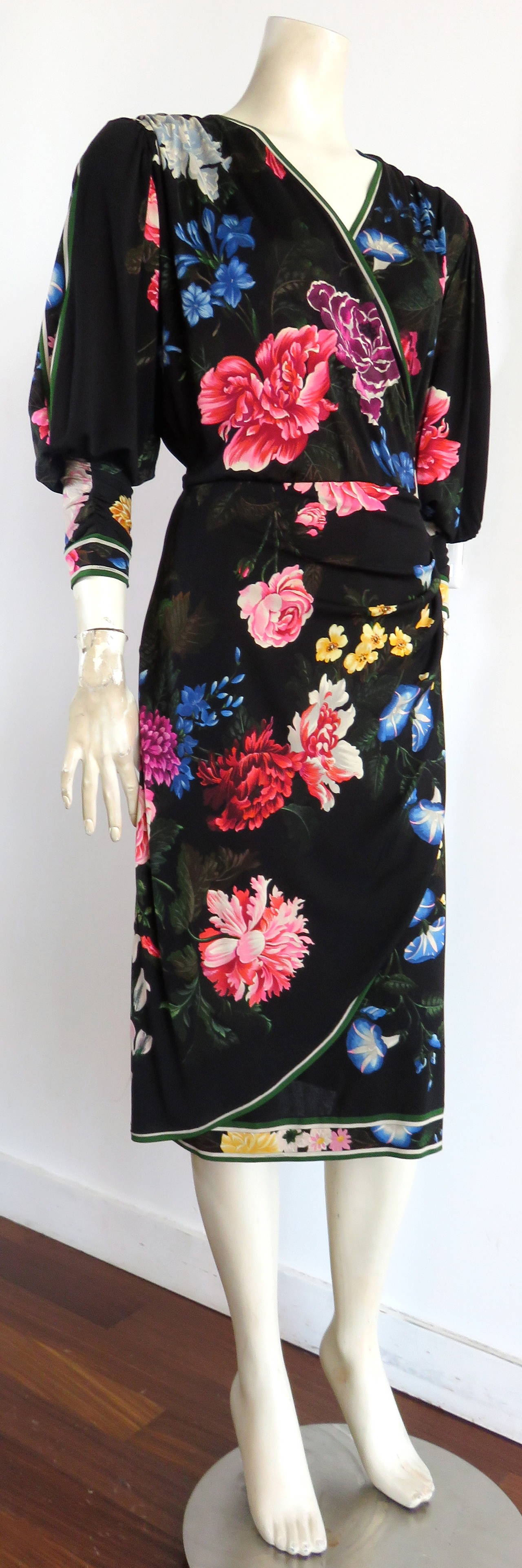 Women's 1983 LEONARD PARIS Silk floral print dress