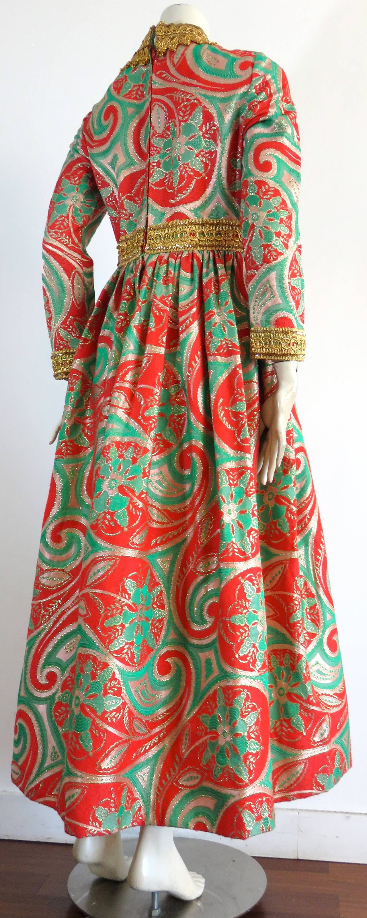 1970's OSCAR DE LA RENTA Metallic brocade hostess gown 3
