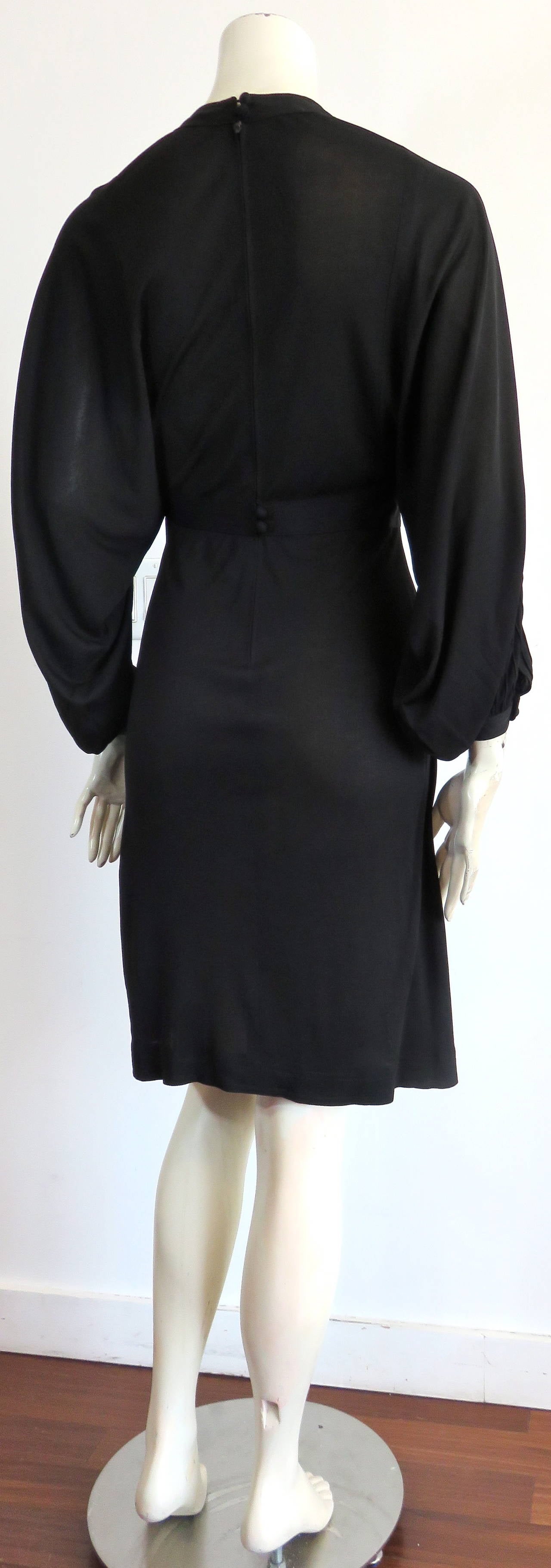 1970's JEAN MUIR Pin-tucked LBD dress For Sale 4