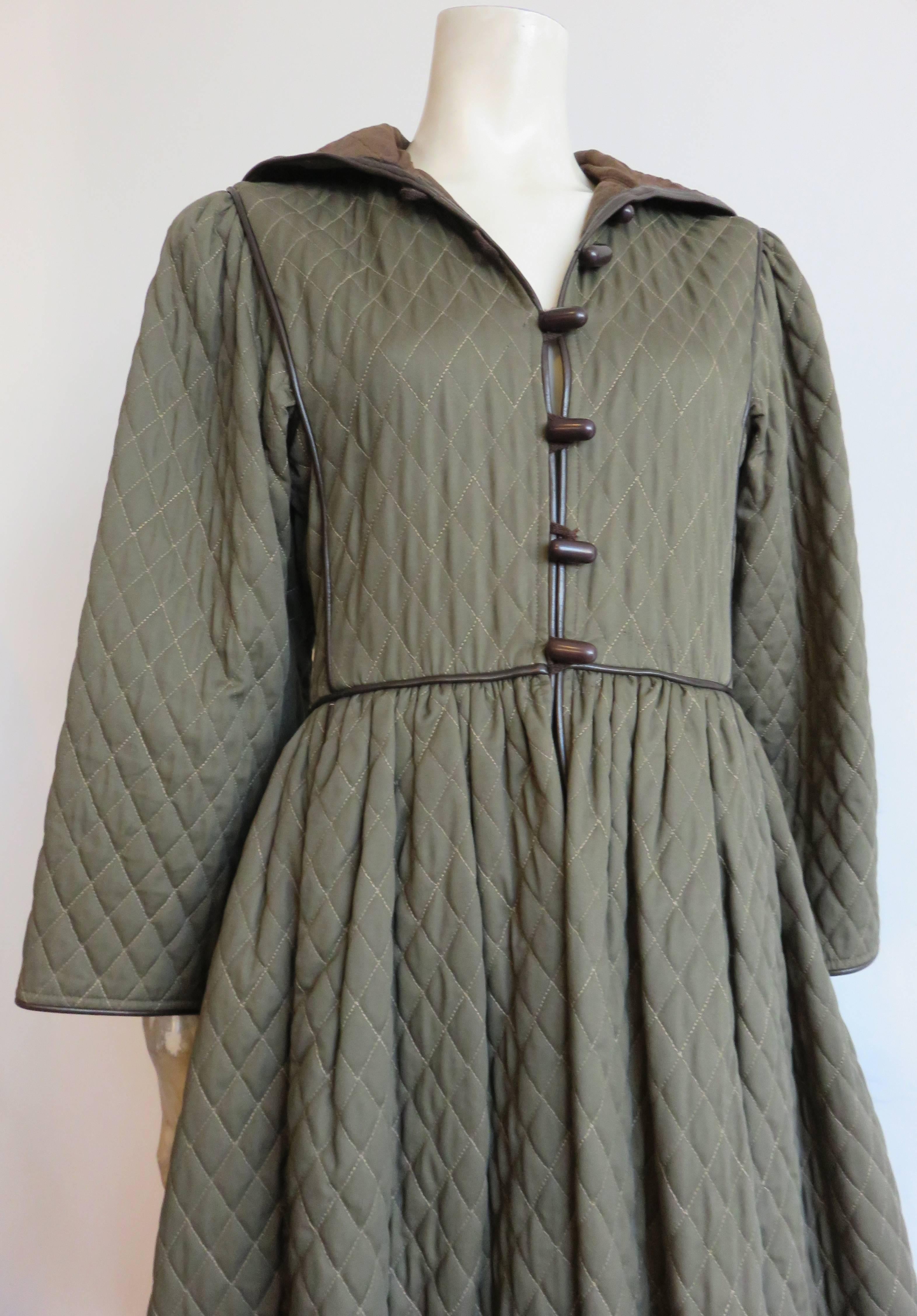 1970's SAINT LAURENT Iconic quilted coat dress For Sale 3