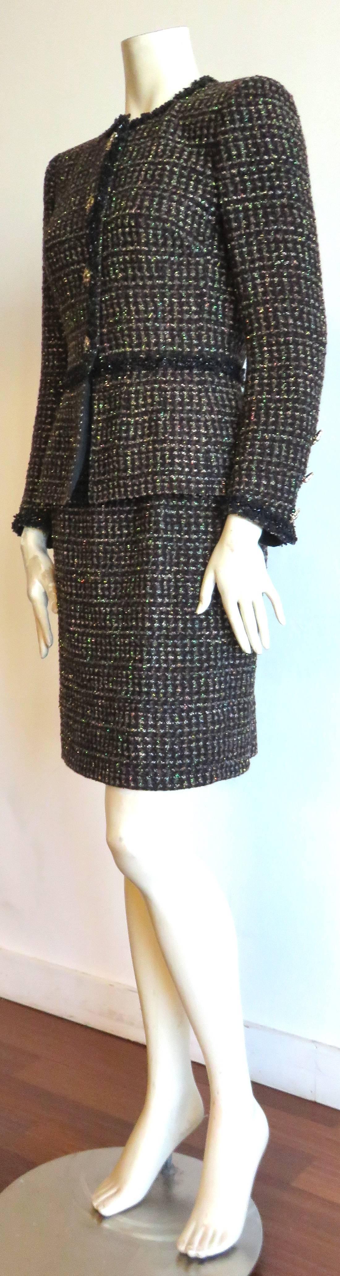 1980's CHANEL BOUTIQUE Metallic tweed evening skirt suit 2