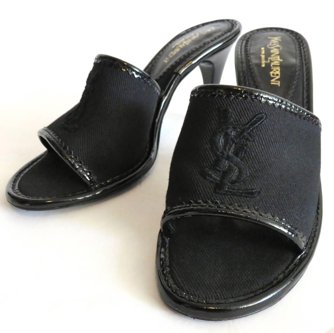 YVES SAINT LAURENT by Tom Ford YSL logo front mules In Good Condition In Newport Beach, CA