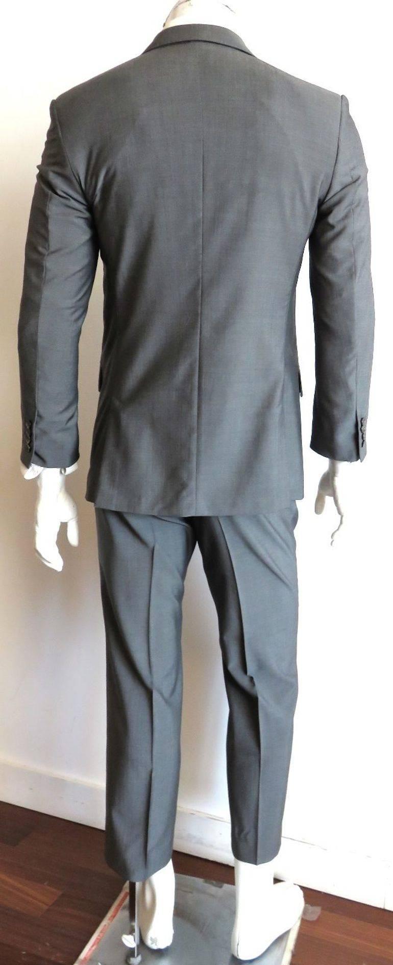 2004 ALEXANDER MCQUEEN Men's wool mohair suit  1