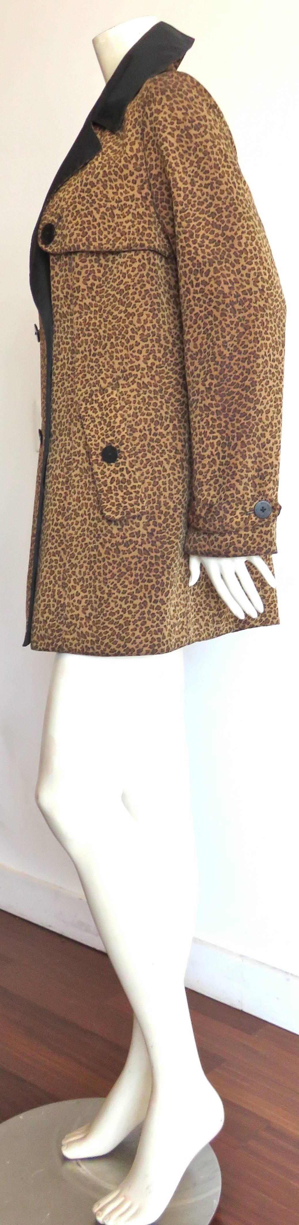 1990's BOTTEGA VENETA Leopard print raincoat  For Sale 2