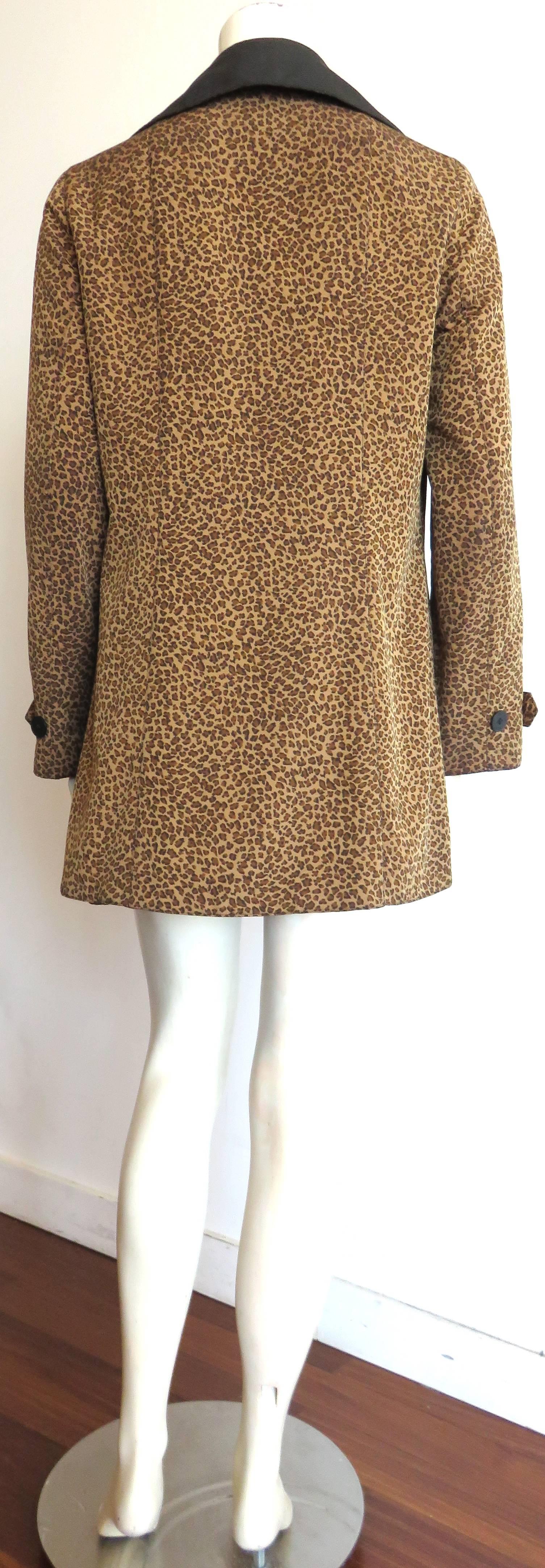 1990's BOTTEGA VENETA Leopard print raincoat  For Sale 4