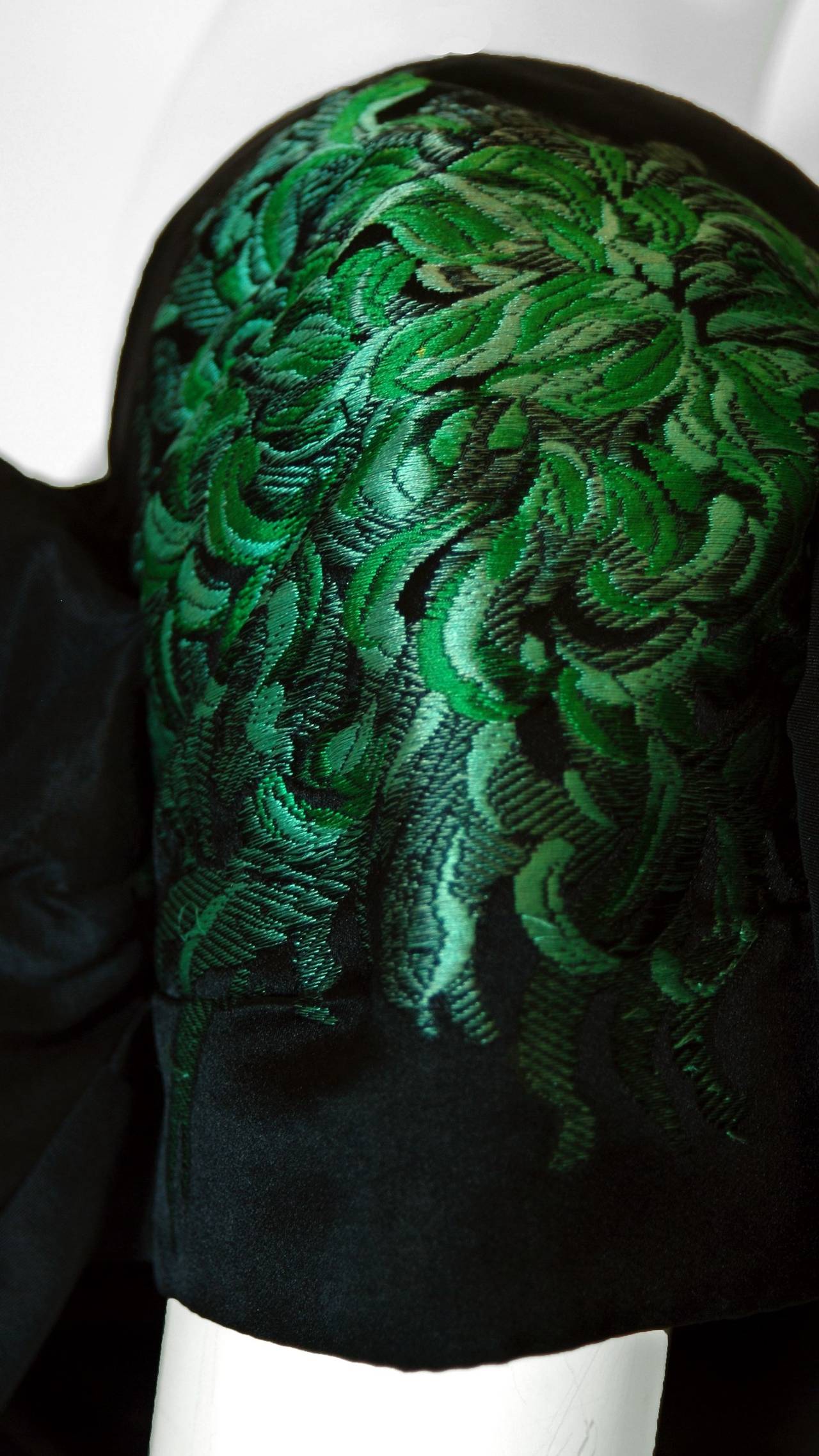 1950's Pattullo-Jo Copeland Black & Green Floral Silk Sculpted Cocktail Dress In Excellent Condition In Beverly Hills, CA