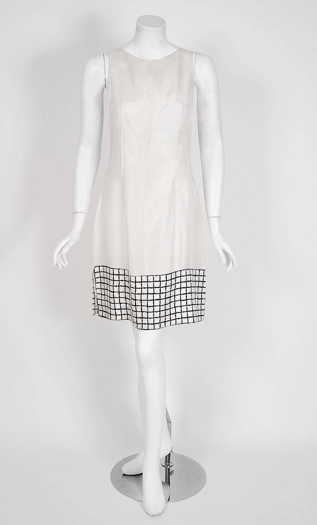 1967 Yves Saint Laurent Haute-Couture Black White Check Print Silk Pleated Dress In Excellent Condition In Beverly Hills, CA