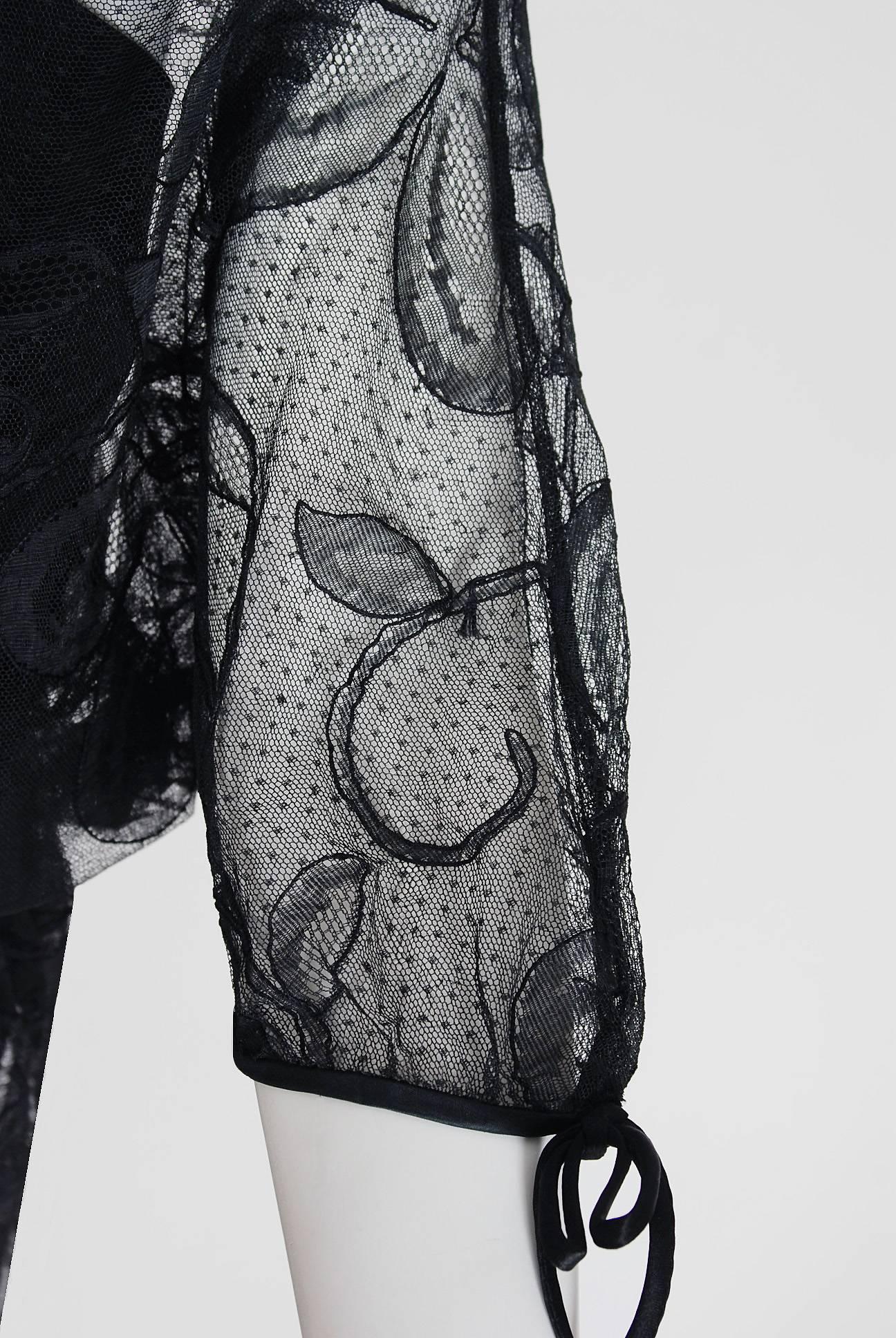 Women's 1970's Donald Brooks Black Lace Illusion Plunge Batwing-Sleeve Goddess Dress 