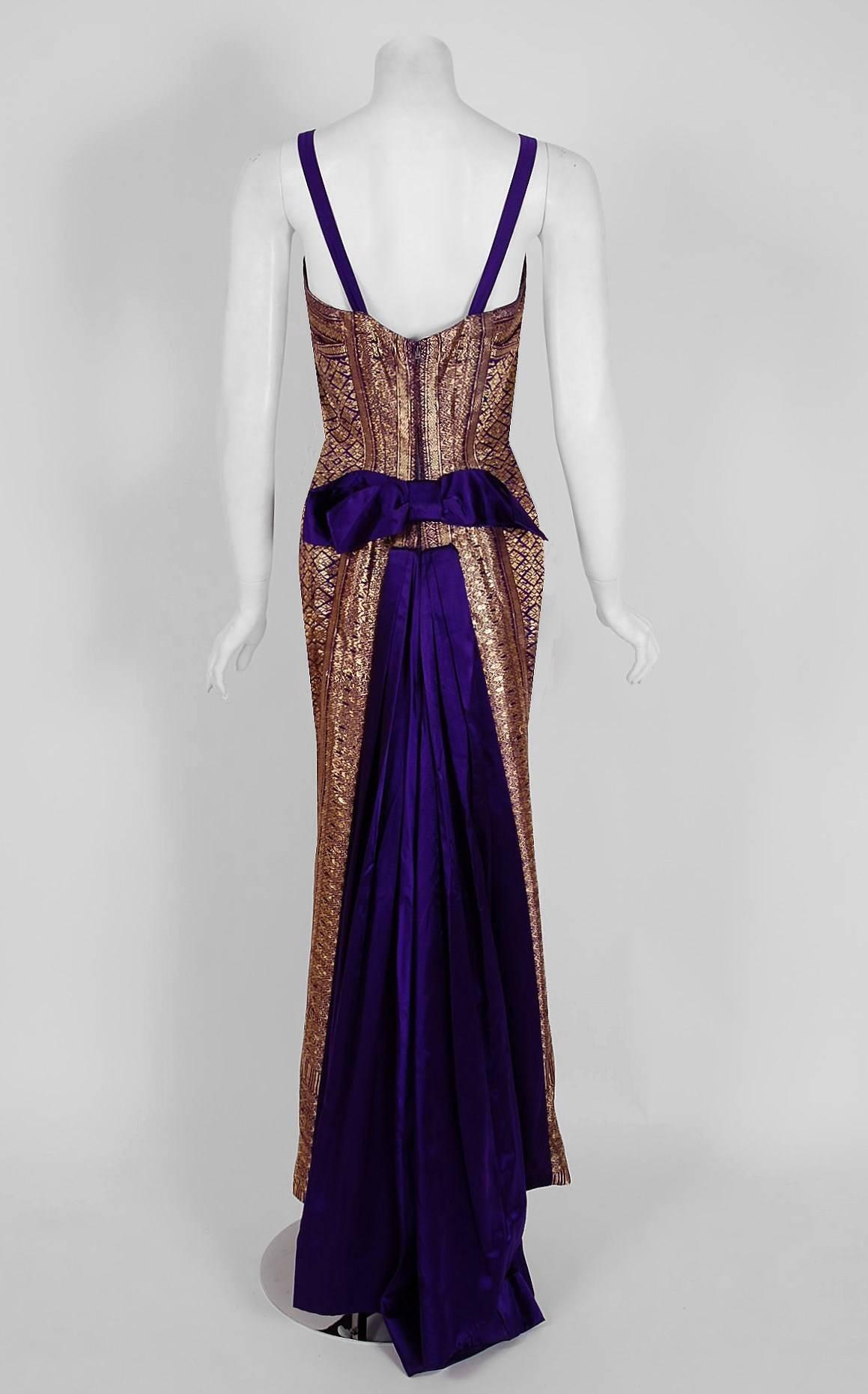 1955 Maggy Rouff Haute-Couture Metallic Gold & Purple Silk Satin Trained Gown In Excellent Condition In Beverly Hills, CA