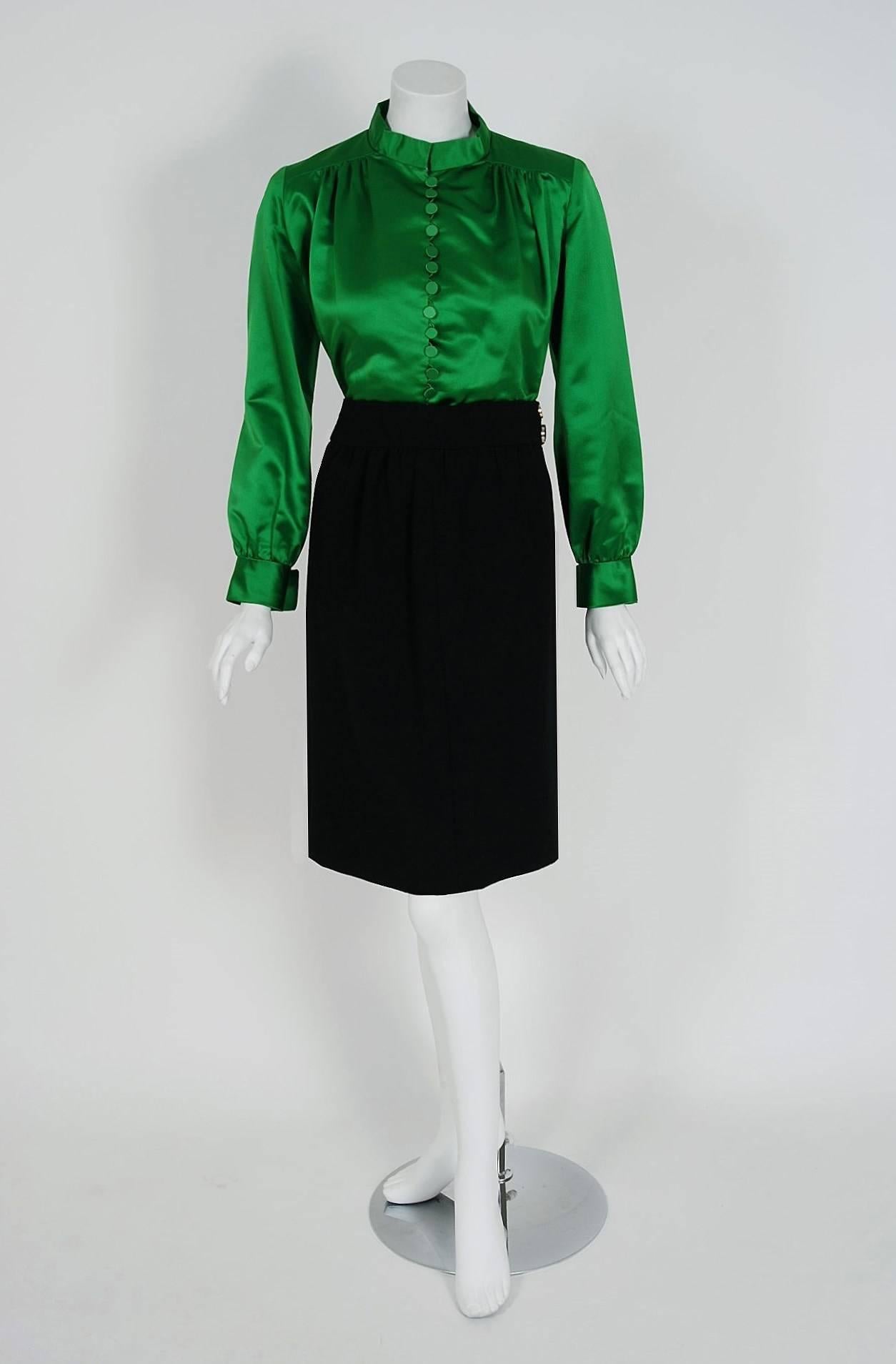 Vintage 1960's Burke-Amey Couture Schwarz Wolle & Grün Seide Applique Kleid Anzug im Zustand „Gut“ im Angebot in Beverly Hills, CA