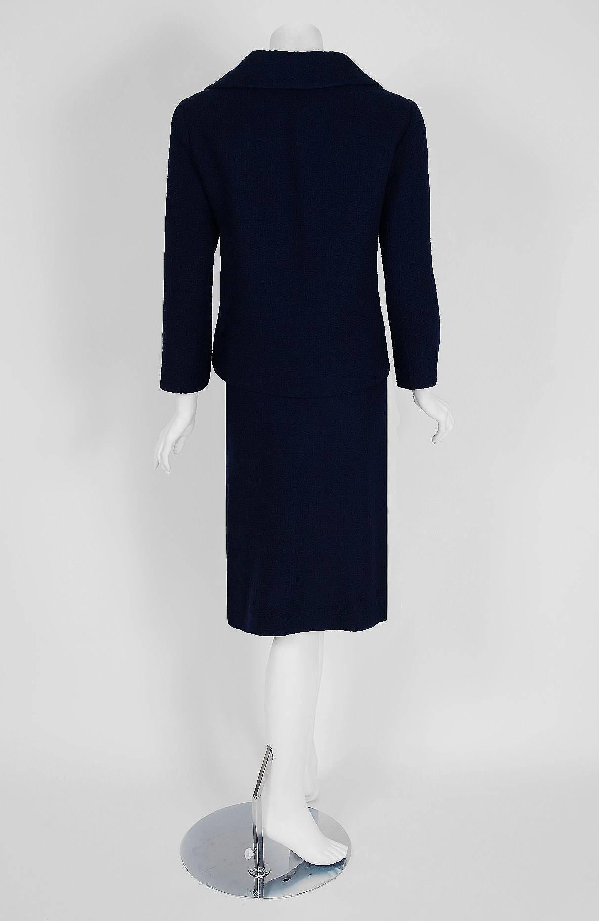 Black 1962 Christian Dior Haute Couture Navy Blue Wool Bow-Tie Tailored Dress Suit