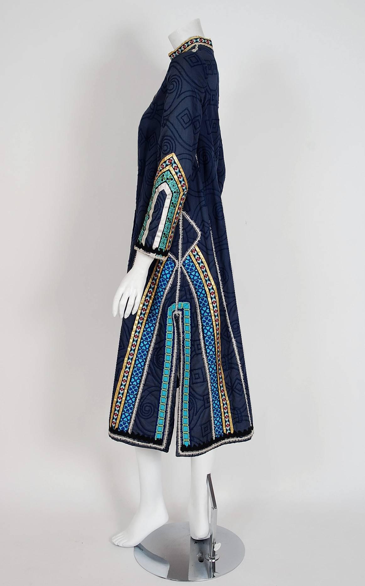 Breathtaking and highly desirable Giorgio Sant'Angelo designer coat from his iconic 1970 collection. He first hit the fashion scene when Diana Vreeland asked him to create clothing for a desert location shoot that starred Verushka in 1968. This