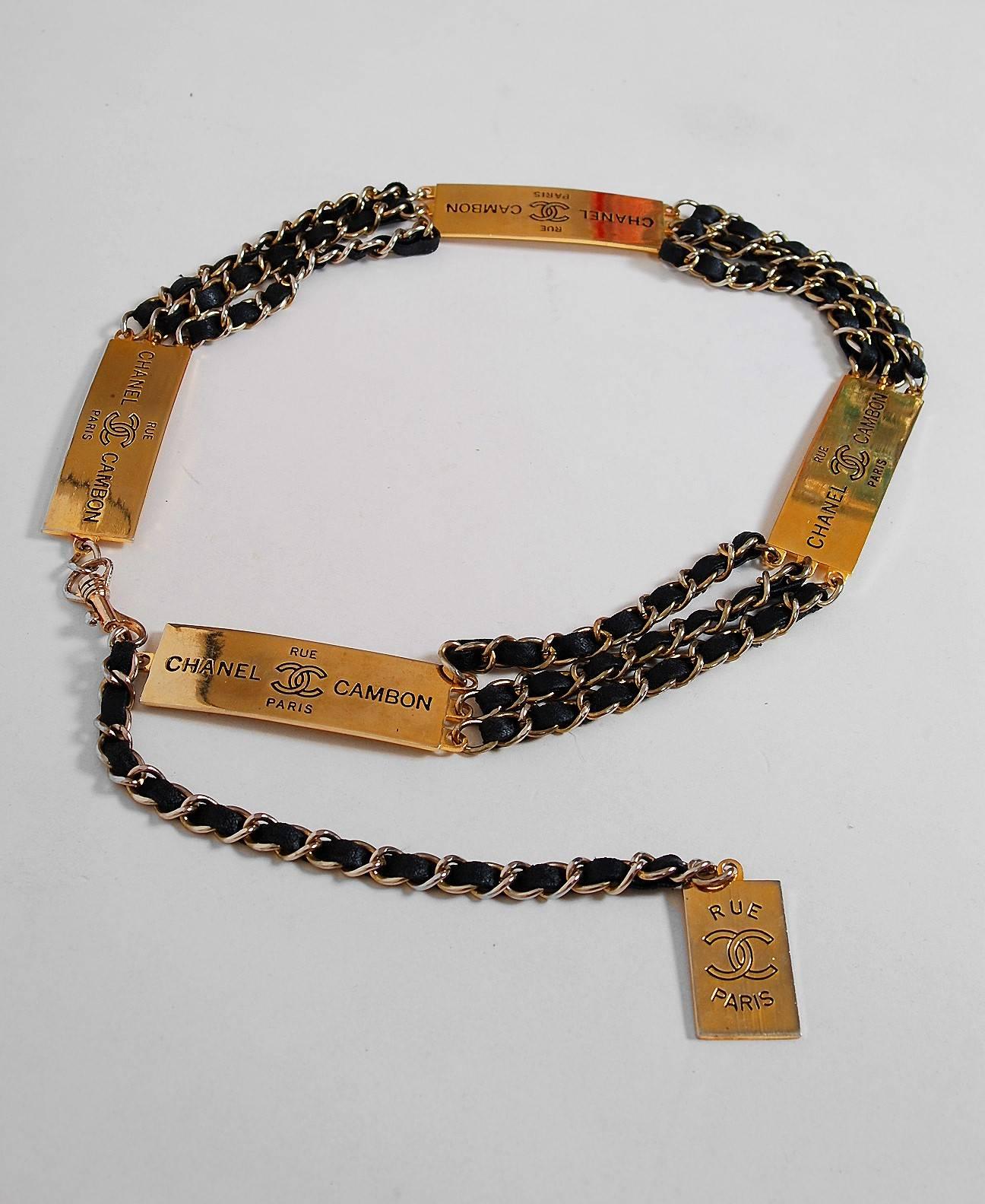 De las mujeres 1995 Chanel Rue Cambon París Raro Cinturón de eslabones de cuero negro y cadena dorada