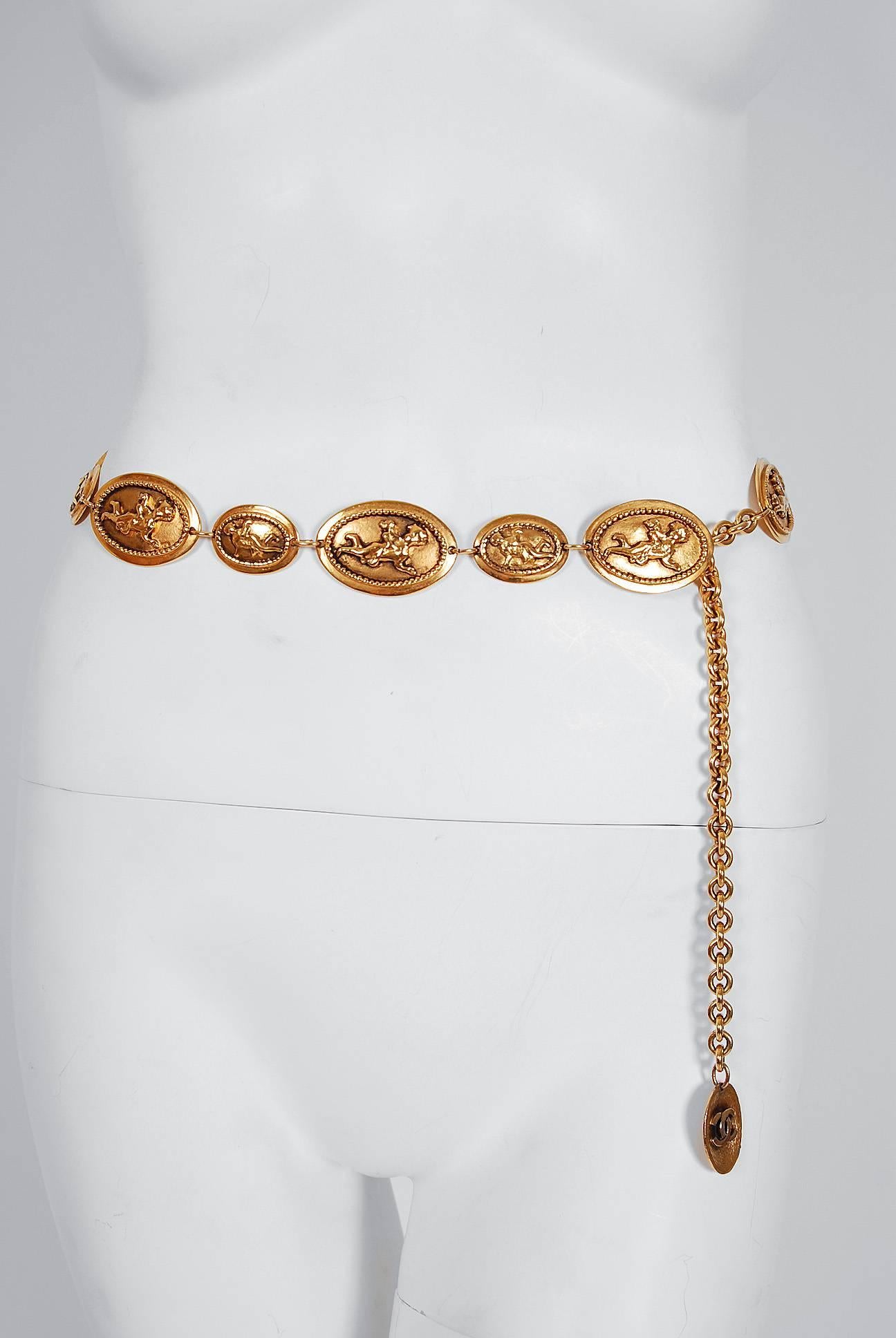 1984 Chanel Rare Cherub Angels Novelty Medallions Gold-Tone Chain Link Belt 1