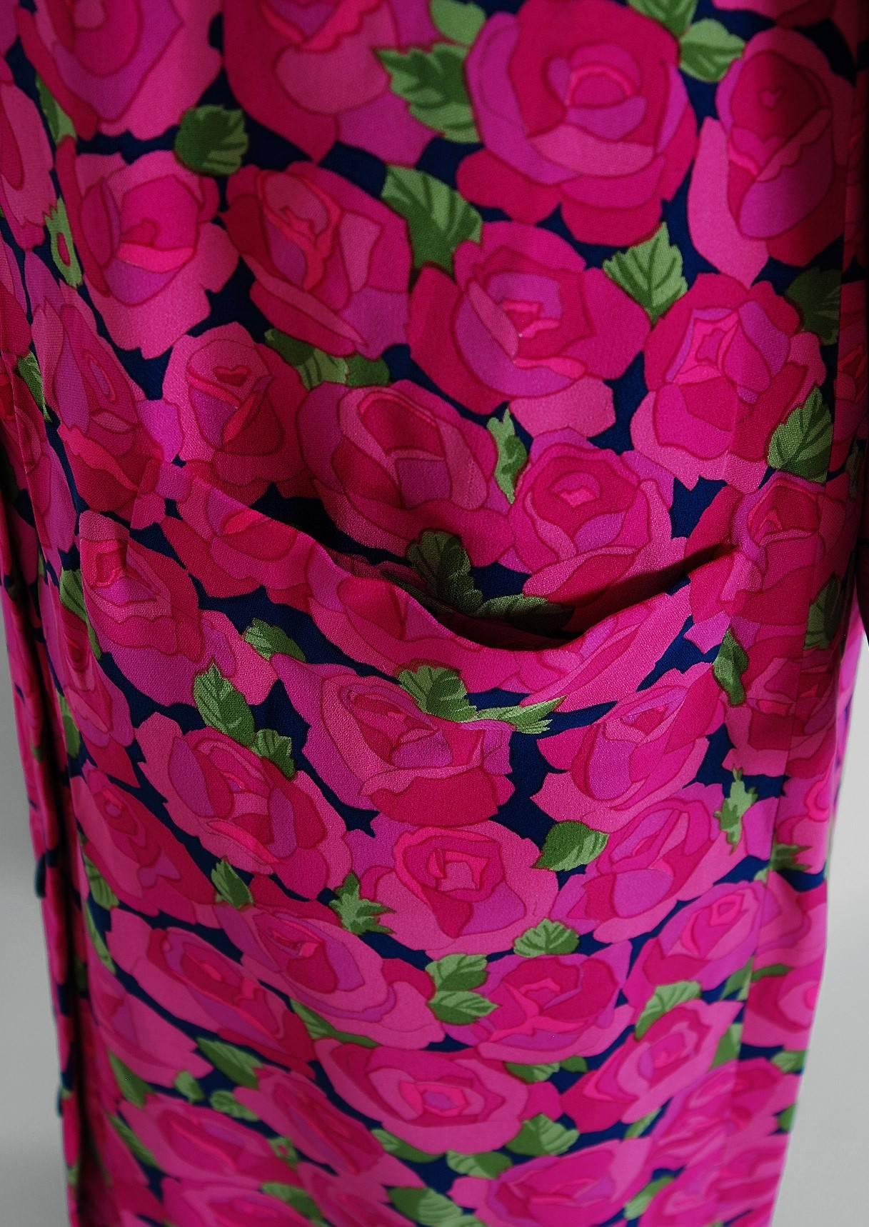1971 Christian Dior Haute-Couture Pink Roses Floral Print Silk Lounge ...