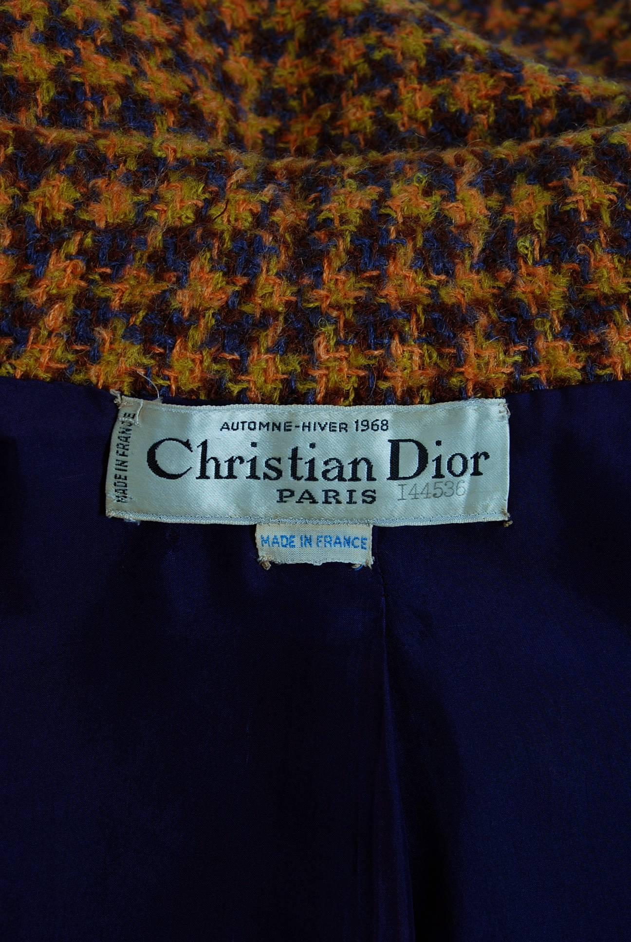 1968 Christian Dior Haute-Couture Plaid Wool Double-Breasted Mod Skirt Suit In Excellent Condition In Beverly Hills, CA