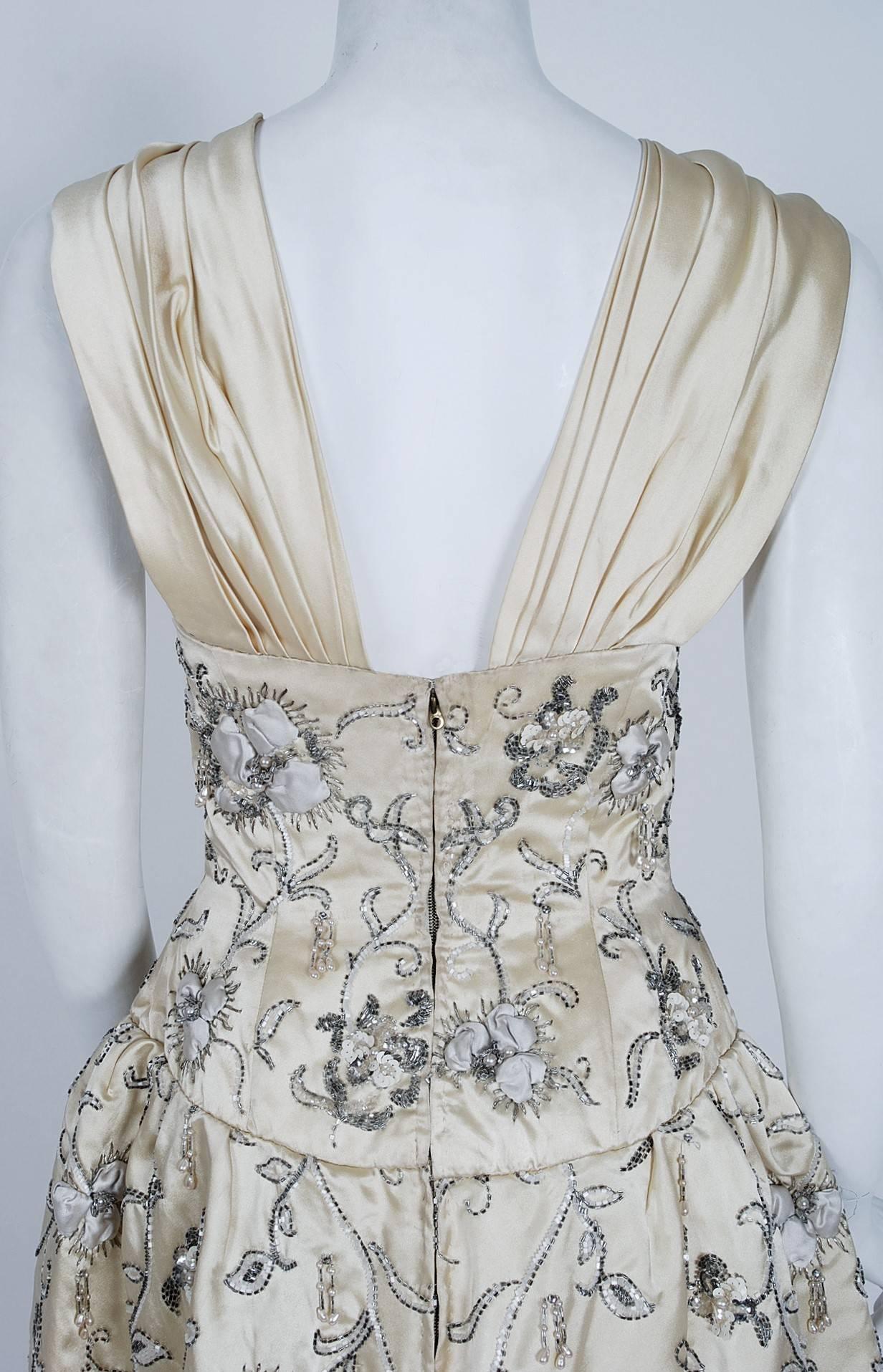 Vintage 1950's Pierre Balmain Couture Creme Beaded Embroidered Silk Bridal Gown In Good Condition In Beverly Hills, CA