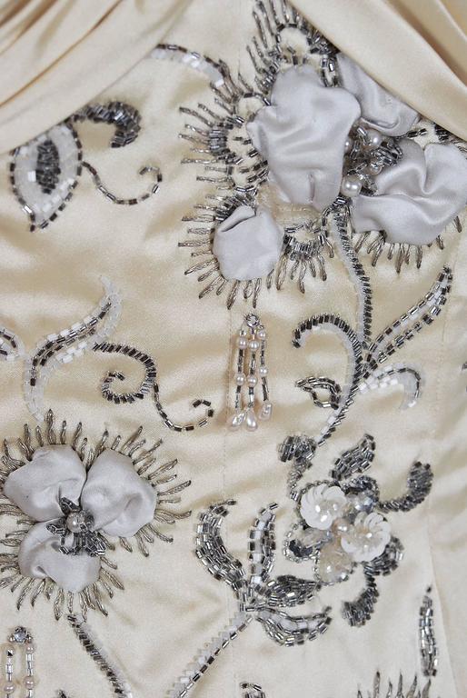 Vintage 1950's Pierre Balmain Couture Creme Beaded Embroidered Silk Bridal Gown In Good Condition For Sale In Beverly Hills, CA