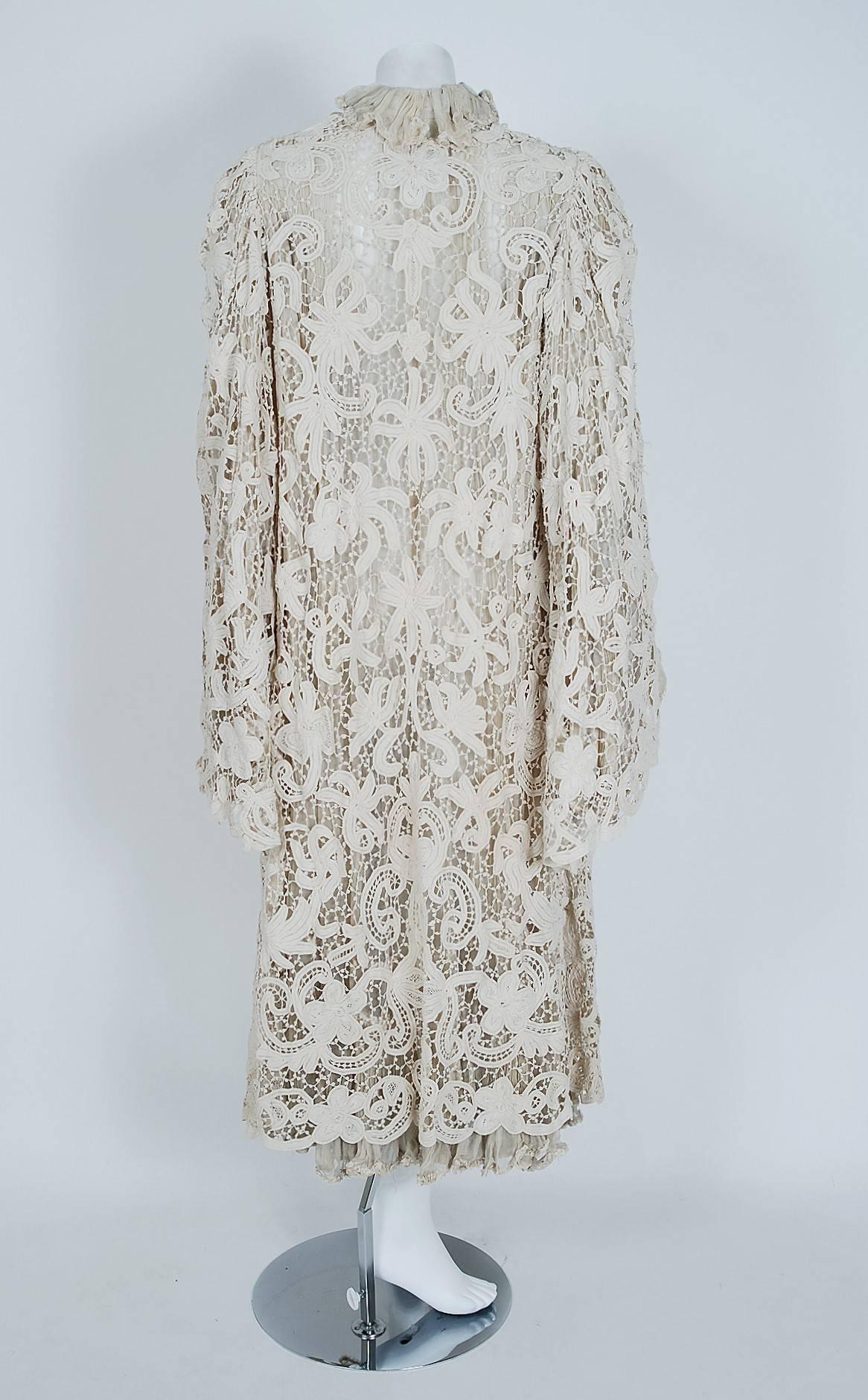 Edwardian Ivory Battenburg Lace and Pleated Silk Angel-Sleeve Jacket Coat, 1906 1