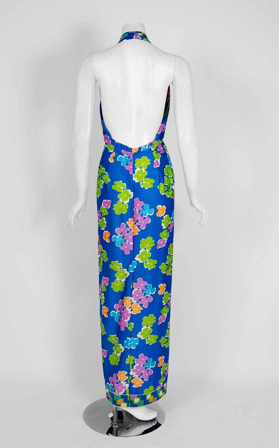 Women's Vintage 1977 Oscar de la Renta Colorful Graphic Print Halter Backless Maxi Dress