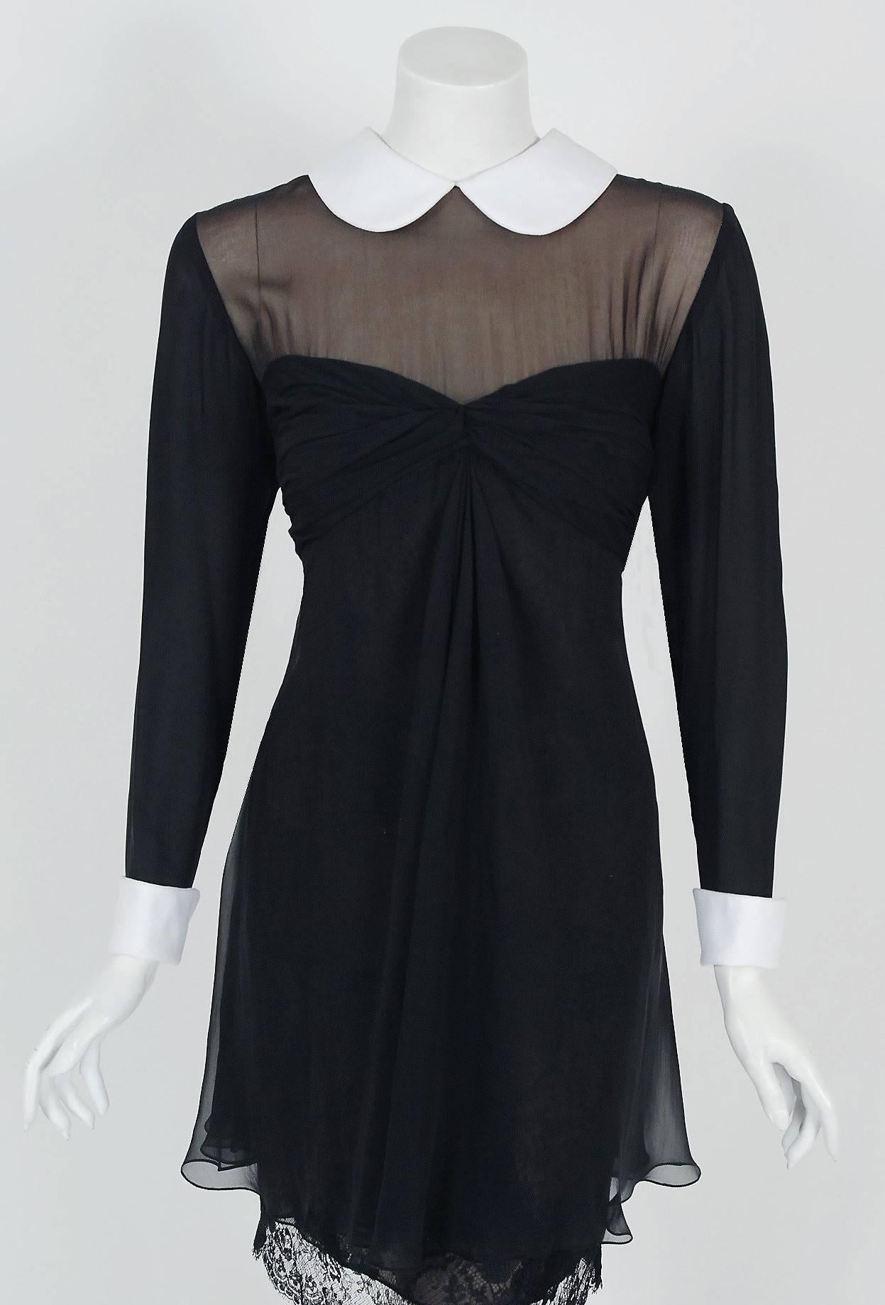 Gorgeous Bill Blass designer black silk-chiffon and lace babydoll dress dating back to the mid 1990's. In 1975 Bill Blass brought back the cocktail dress, which had all but disappeared from the fashion scene. This captivating number is a perfect