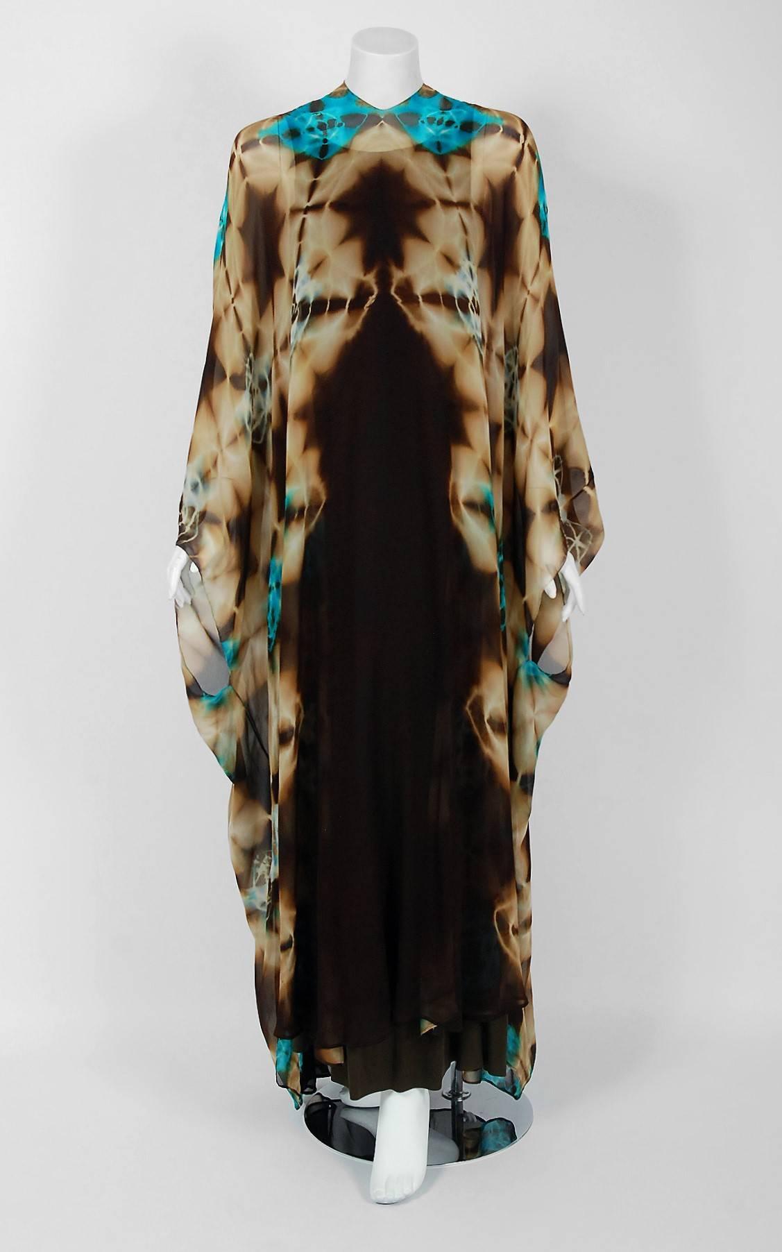 1972 Halston Couture Graphic Tie-Dye Print Silk Bohemian Maxi Dress ...