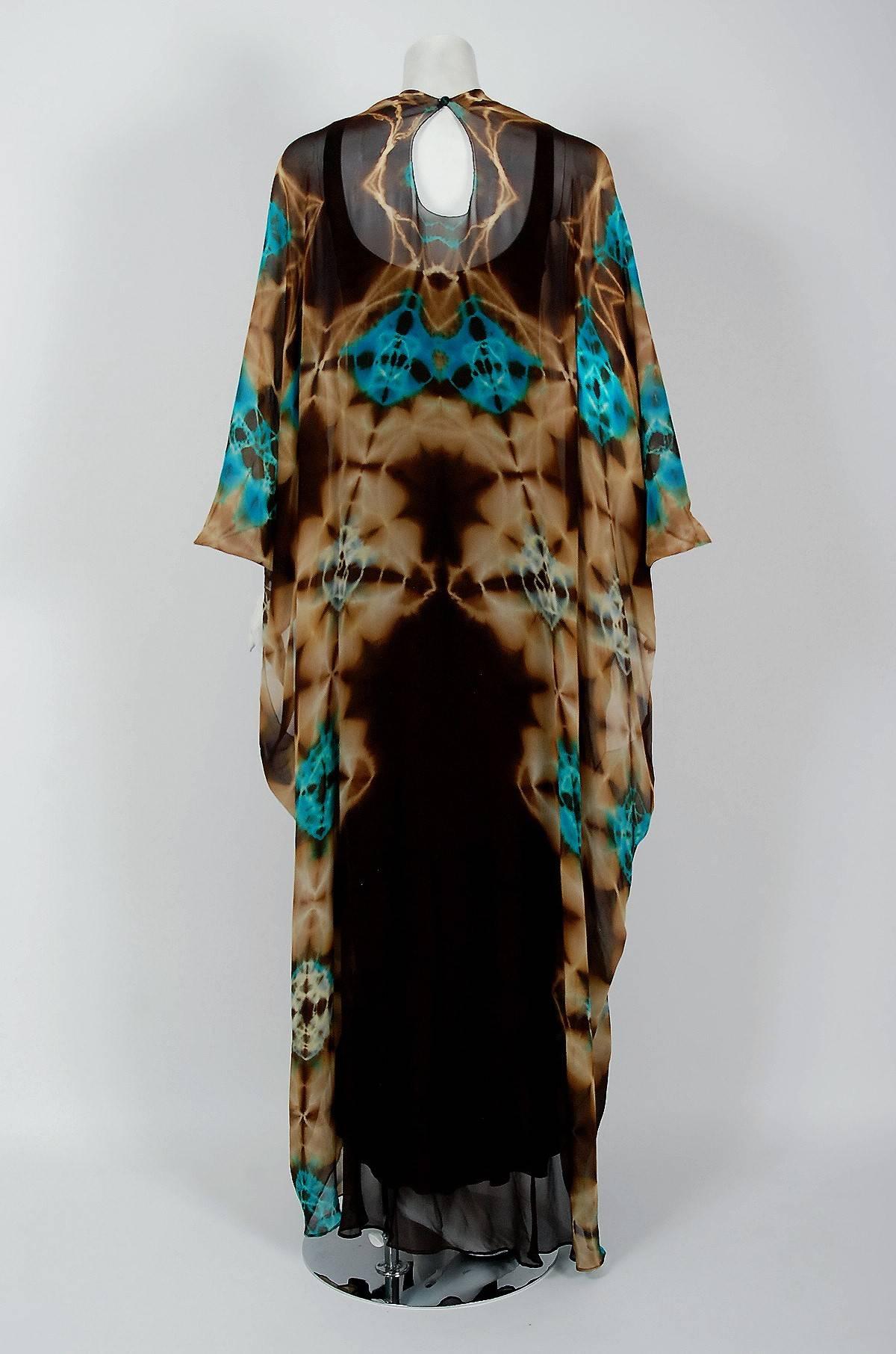 Black 1972 Halston Couture Graphic Tie-Dye Print Silk Bohemian Maxi Dress Caftan