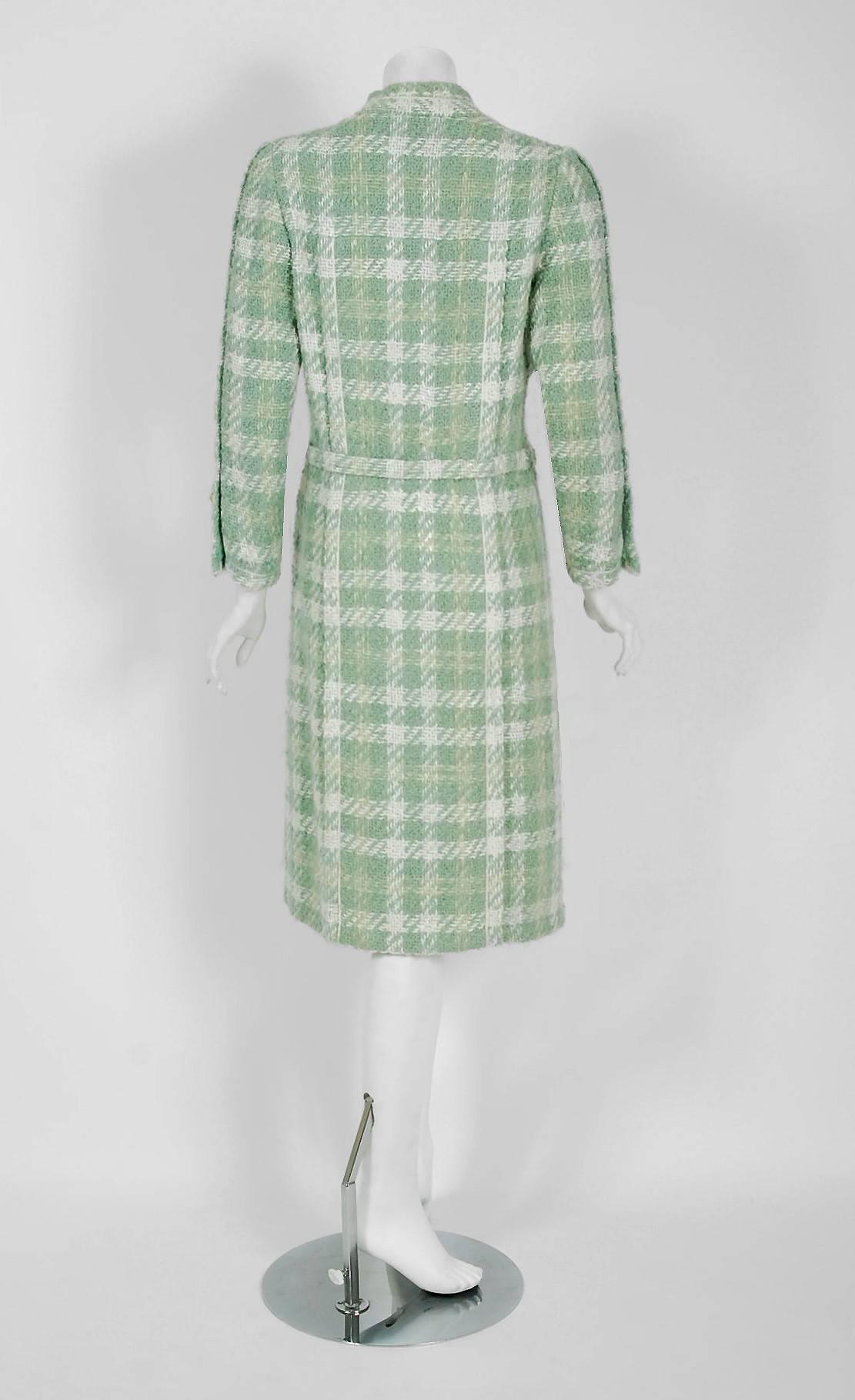 1970 Chanel Haute-Couture Seafoam Green Boucle Plaid Wool Mod Military Coat  In Excellent Condition In Beverly Hills, CA