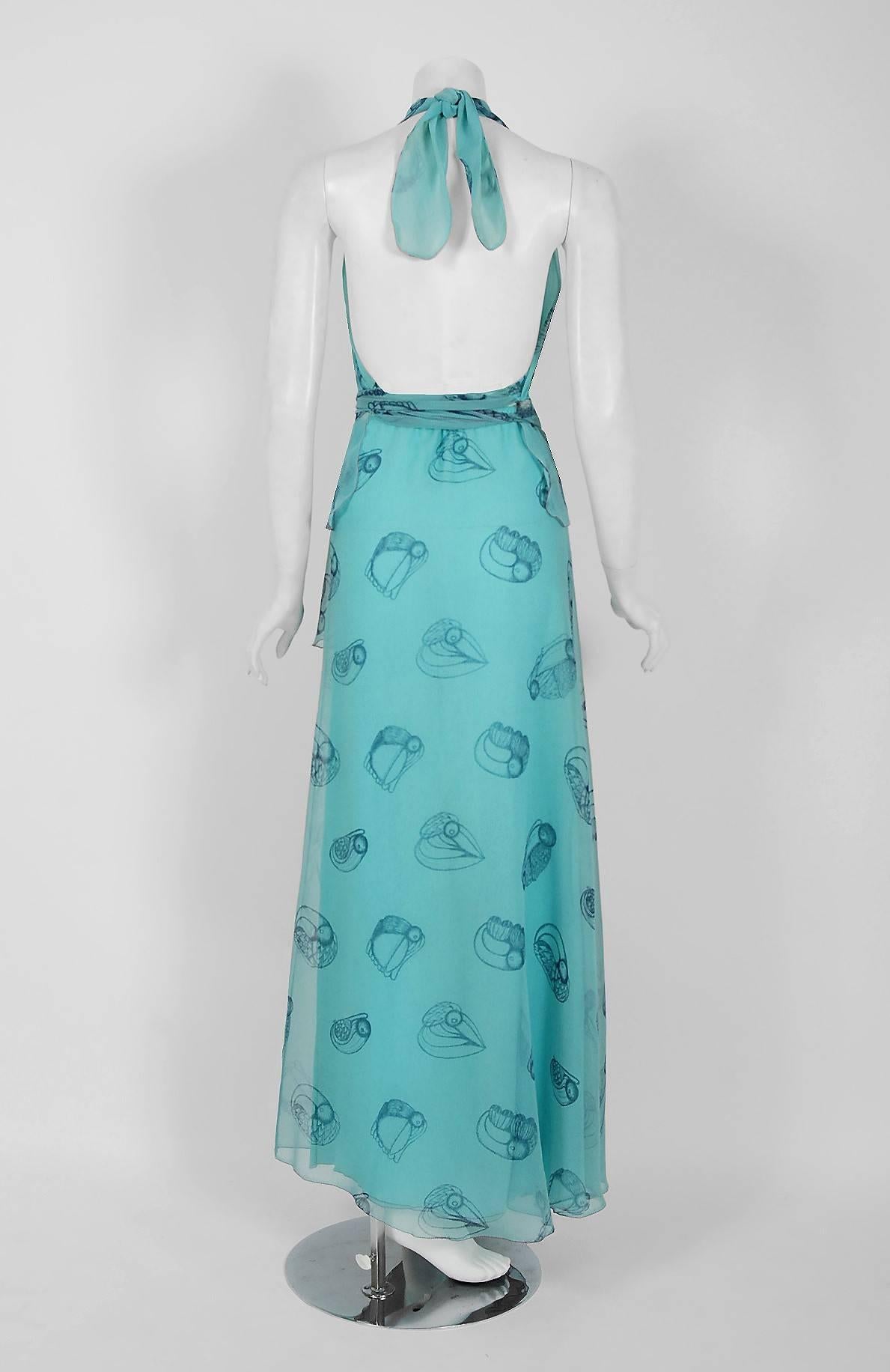Vintage 1970 Stephen Burrows Blue Bird-Novelty Print Chiffon Backless Dress Set In Excellent Condition In Beverly Hills, CA