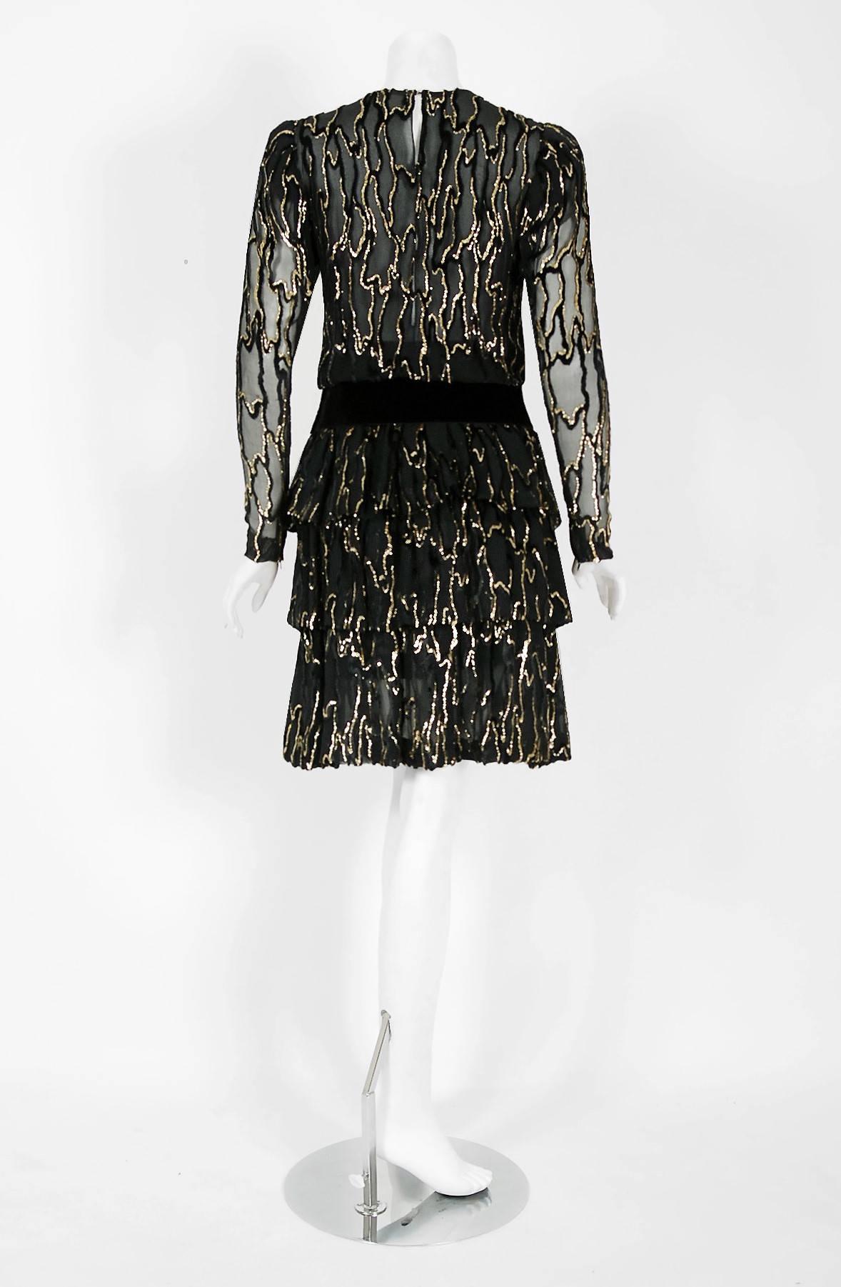 Vintage 1979 Givenchy Haute-Couture Metallic Gold & Black Burnout Velvet Dress  For Sale 1